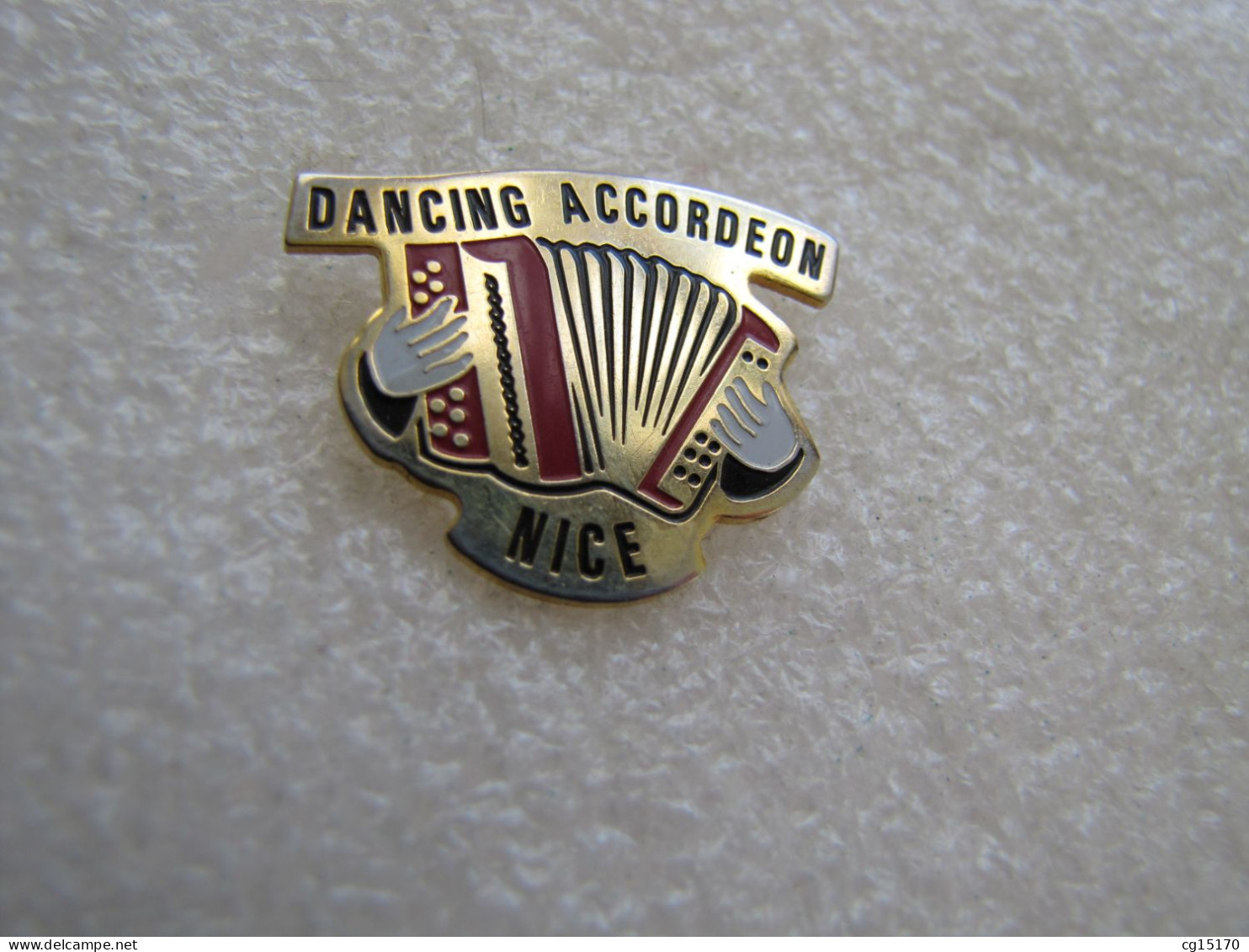 PIN'S    DANCING   ACCORDÉON NICE - Musique