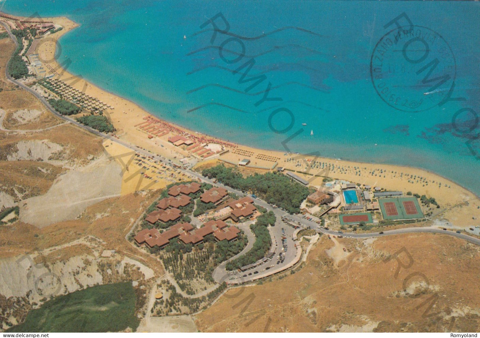 CARTOLINA  C12 CROTONE,CALABRIA-LITORALE-VIA PER CAPOCOLONNA E PANORAMA-LIDO CASAROSSA-BELLA ITALIA,VIAGGIATA 1982 - Crotone