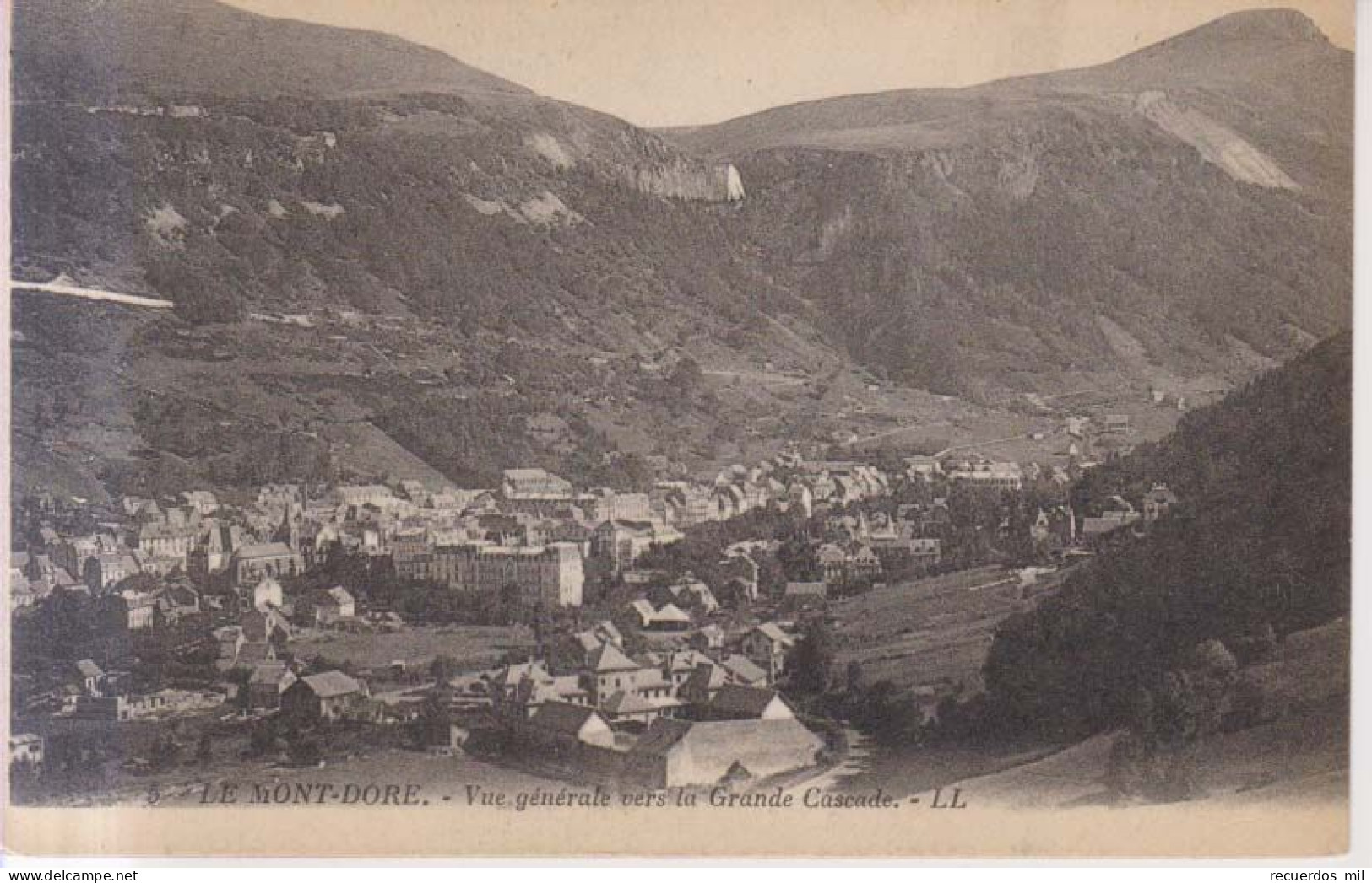 Le Mont Dore Vue Generale Vers La Grande Cascade - Le Mont Dore