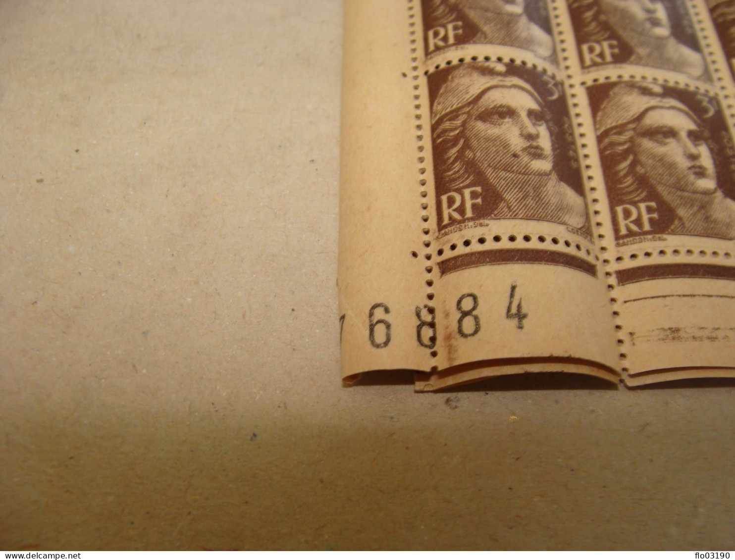 N° 715 En Feuille  De  100 Timbres Entières Neuves - Ganze Bögen