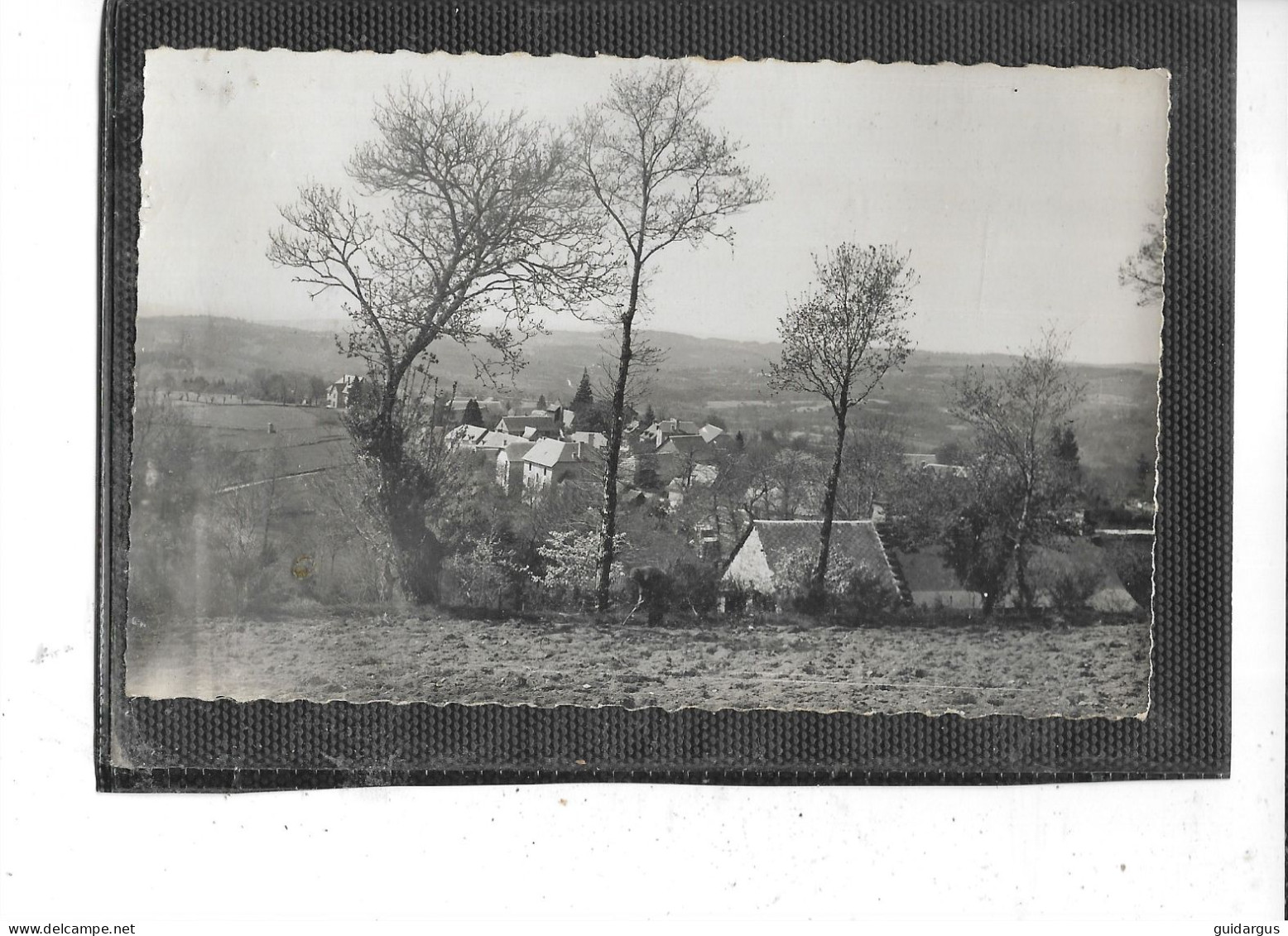 19-SARRAN-( Correze )-Une Vue Generale Du VILLAGE  En 1960 - Altri & Non Classificati