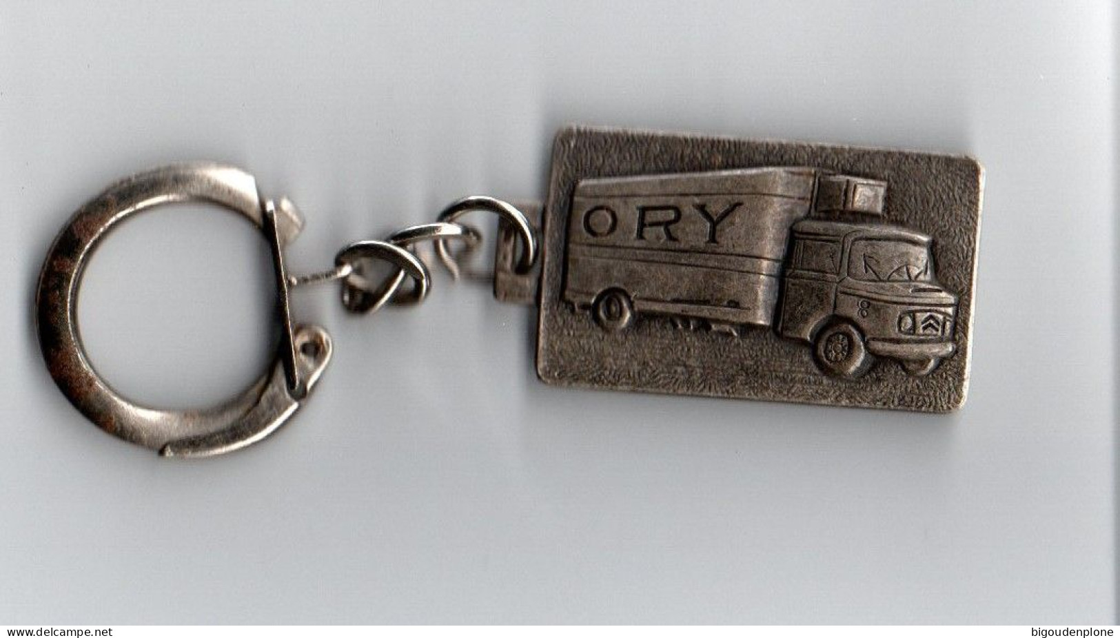 Porte Clé Ancien Transports ORY - LE MANS- - Key-rings
