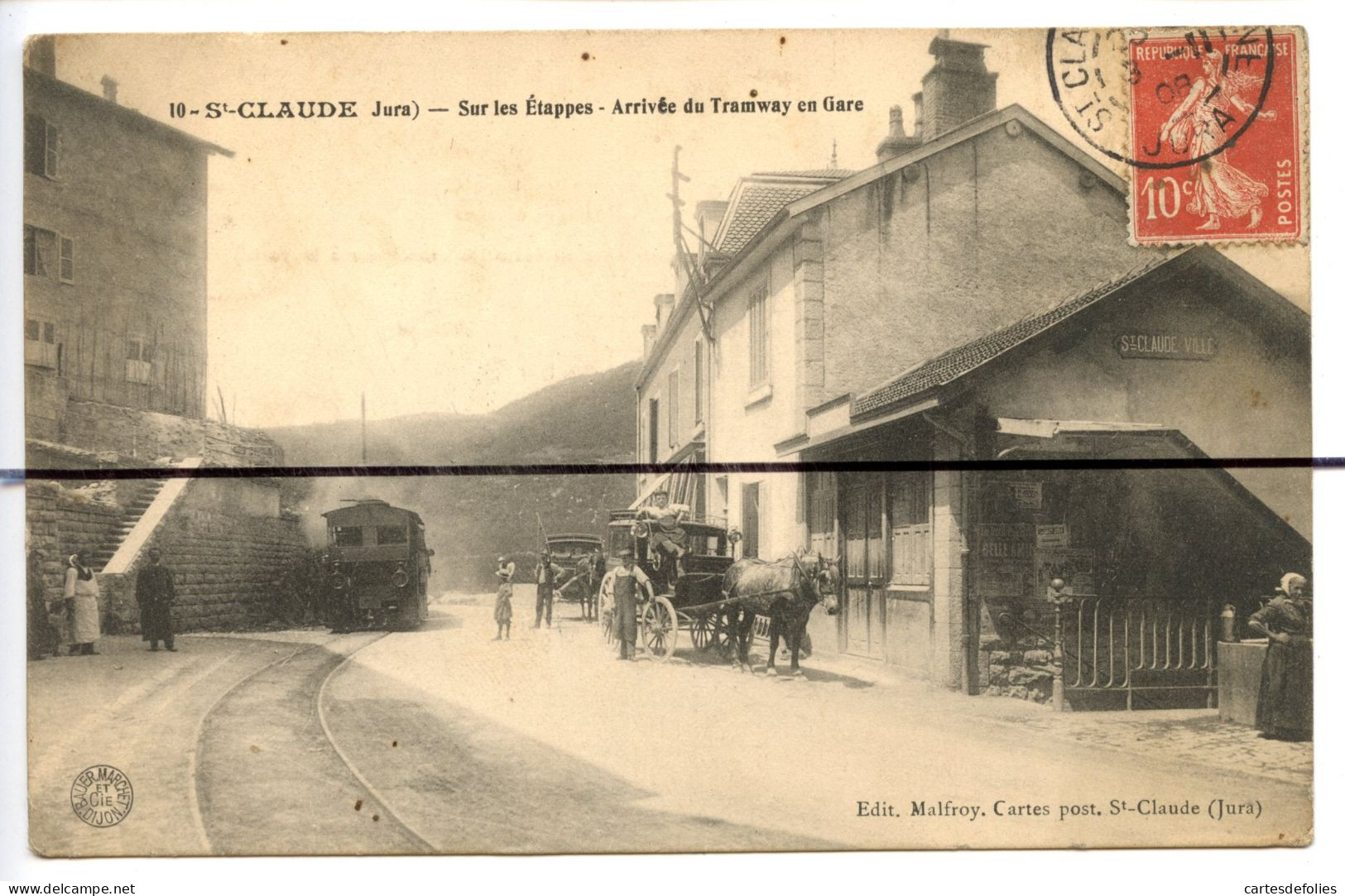 Carte Photo. CPA. D39. Saint Claude. Sur Les étappes étapes  . Arrivées Du Tramway En Gare . Attelages Taxi ? - Saint Claude