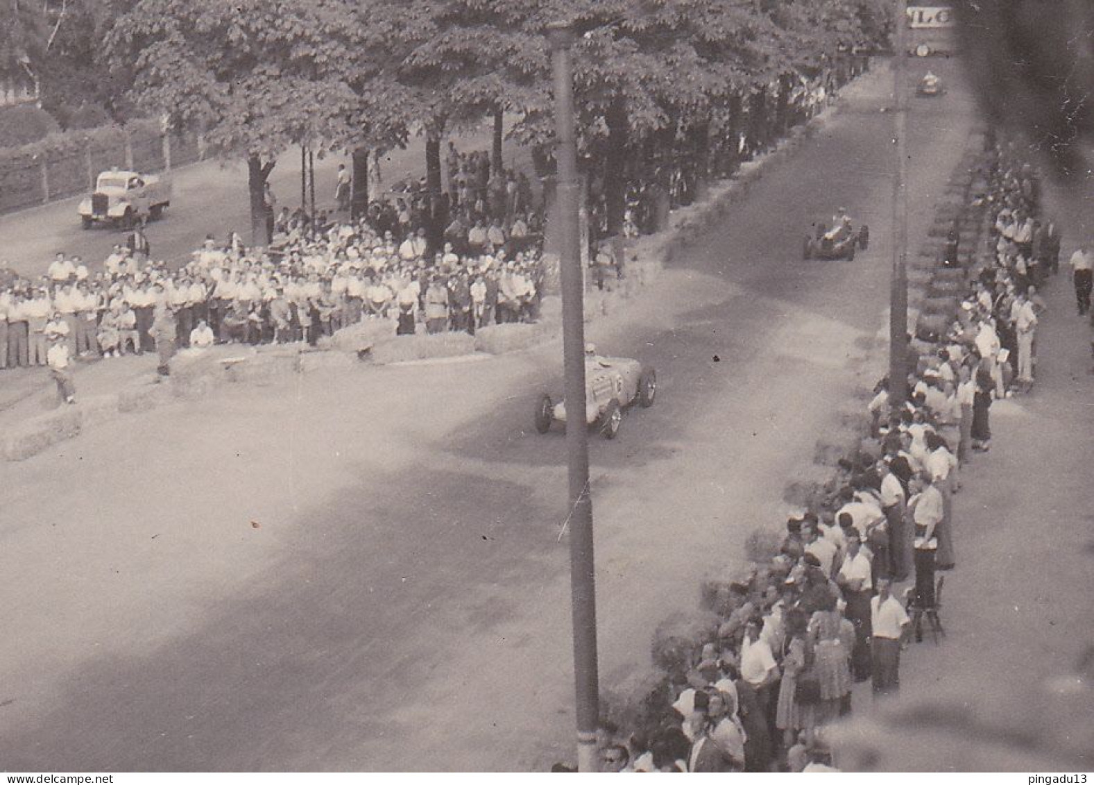 Fixe Rare Sport Automobile Course Dans Les Rues De Strasbourg Voiture Bugatti ??? Années 40-50 - Sports