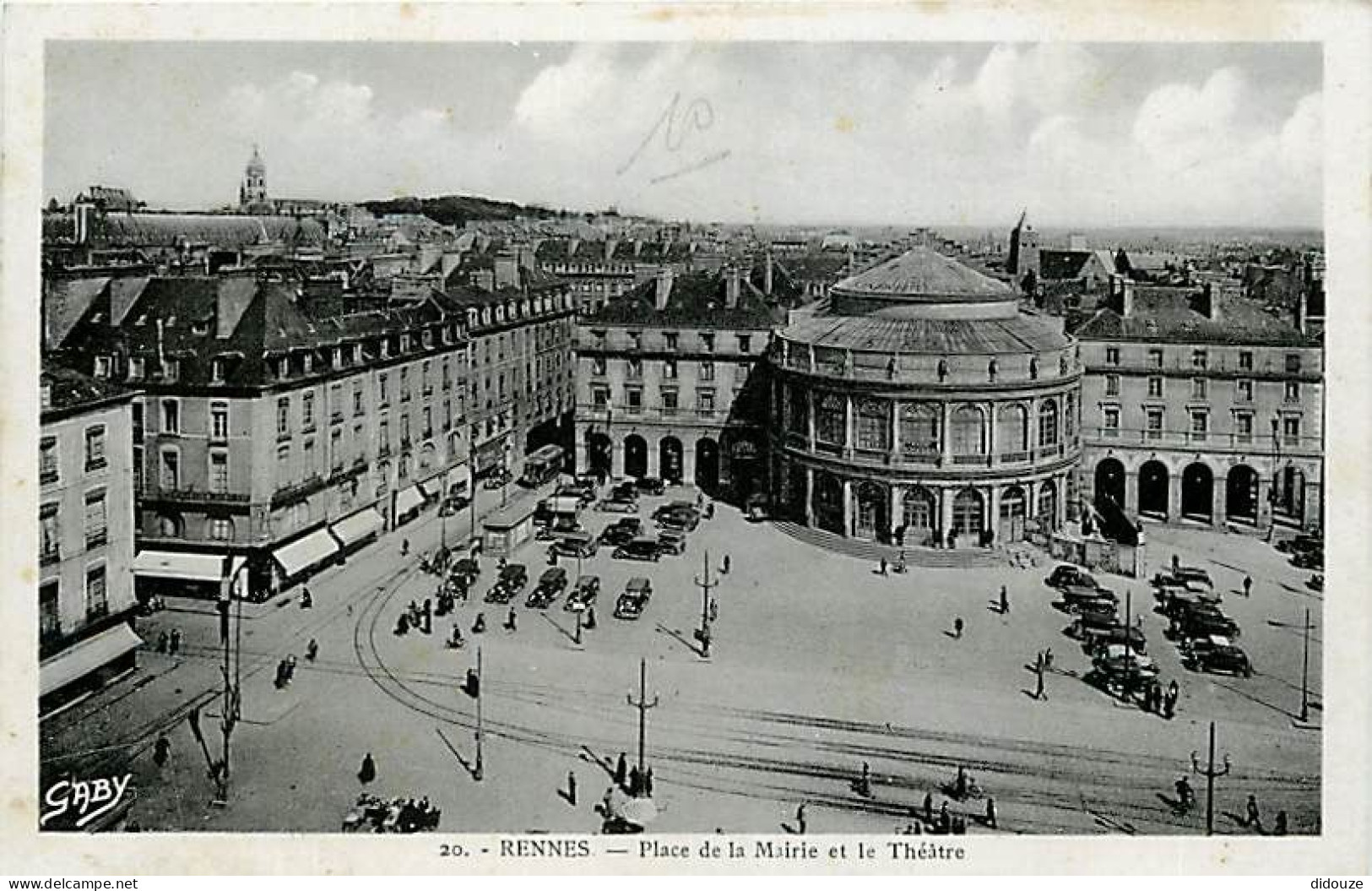 35 - Rennes - Place De La Mairie Et Le Le Théâtre - Animée - Automobiles - CPA - Voir Scans Recto-Verso - Rennes