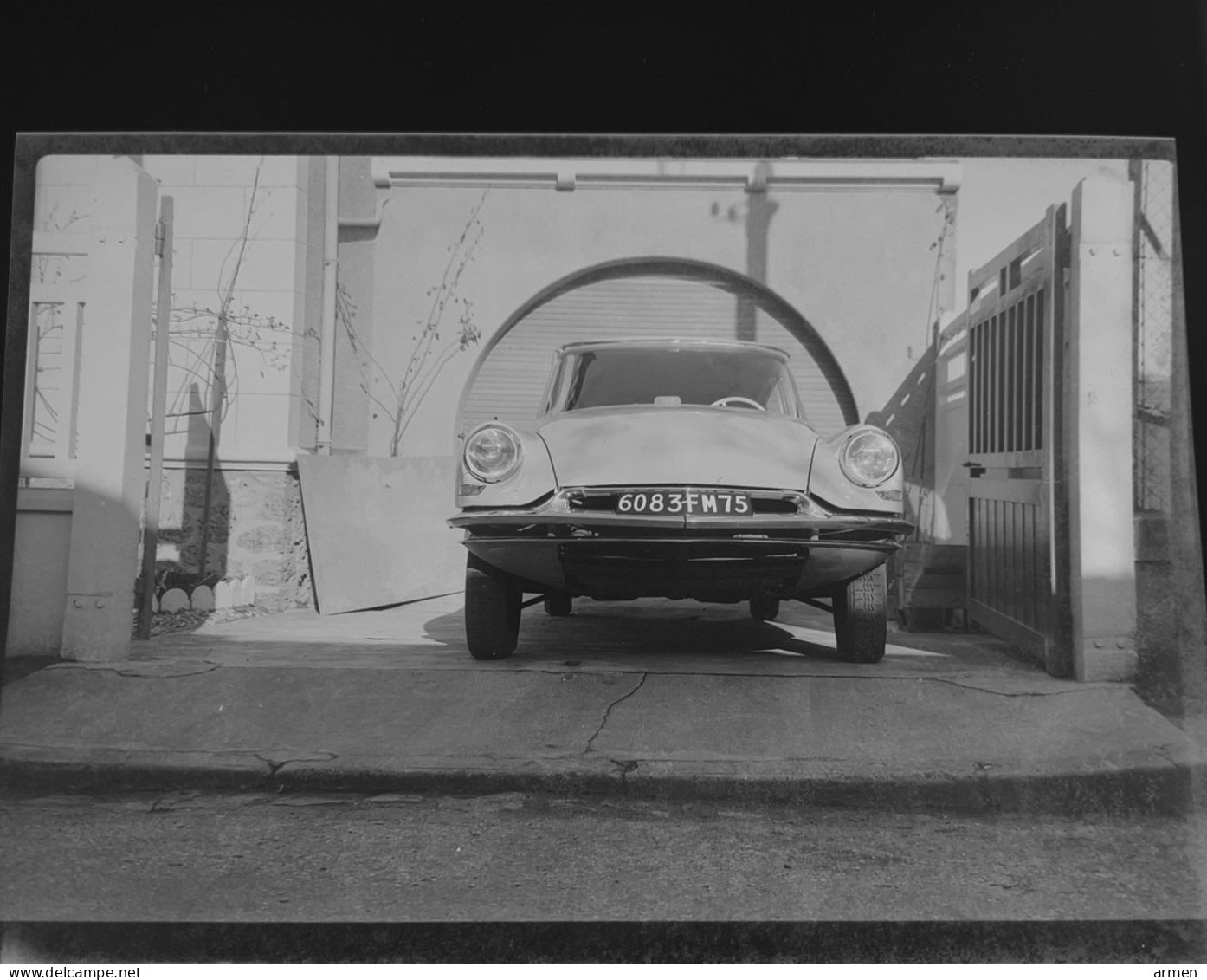 Négatif Film Snapshot Voiture Automobile Cars  Citroën DS  A Identifier - Glasdias