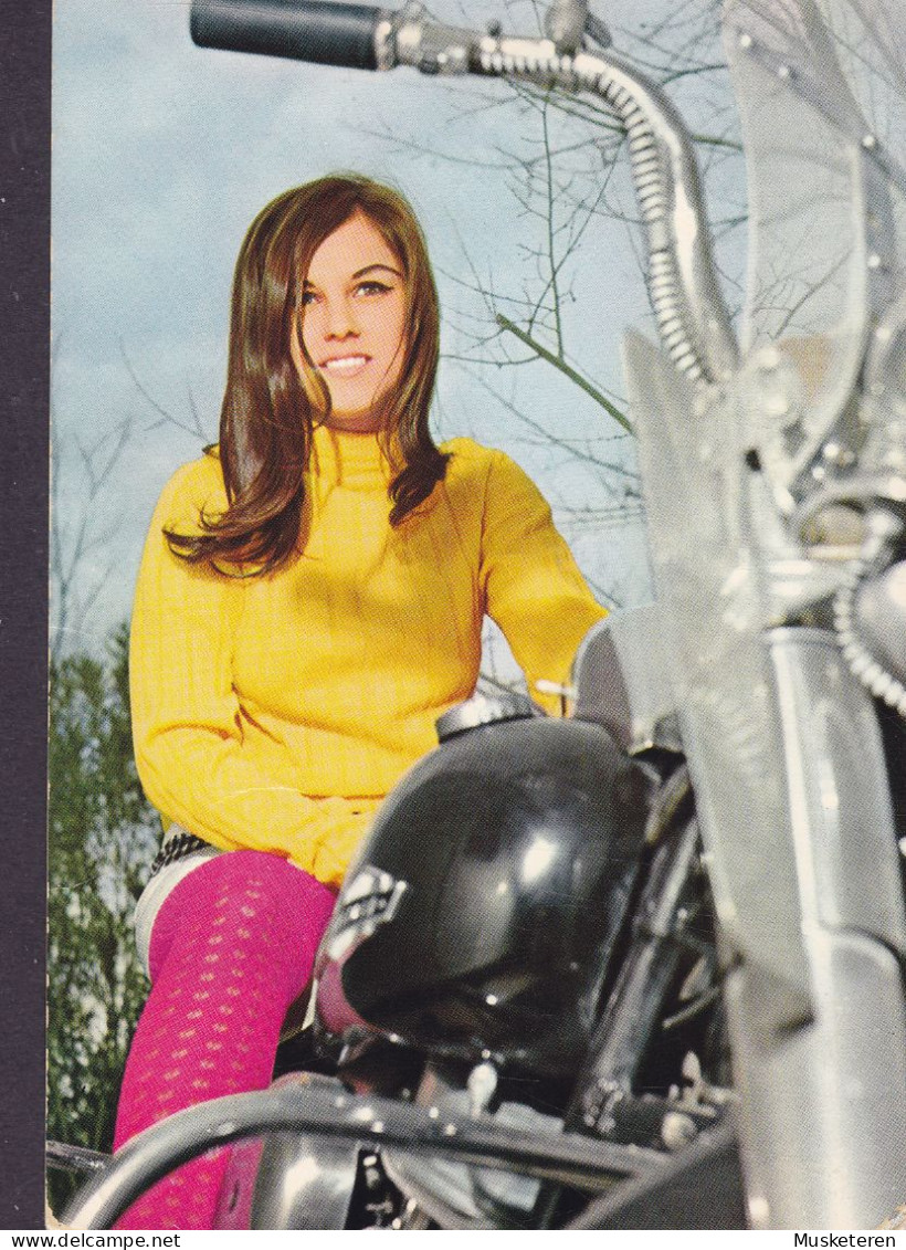 Italy PPC Young Girl, Woman On Motorcycle 1977 To Sweden Boccaccio Stamp (2 Scans) - Women