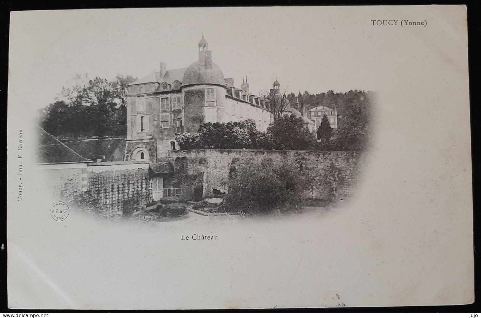 89 -  Toucy (Yonne) - Le Chateau - (précurseur Circulée 1902) - Toucy