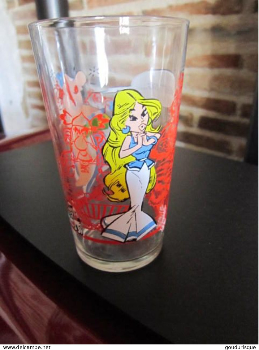 Rare Verre  Astérix VMC 1990 - Long Drink - Falbala Et Obélix "WGHSTRFG " - Asterix