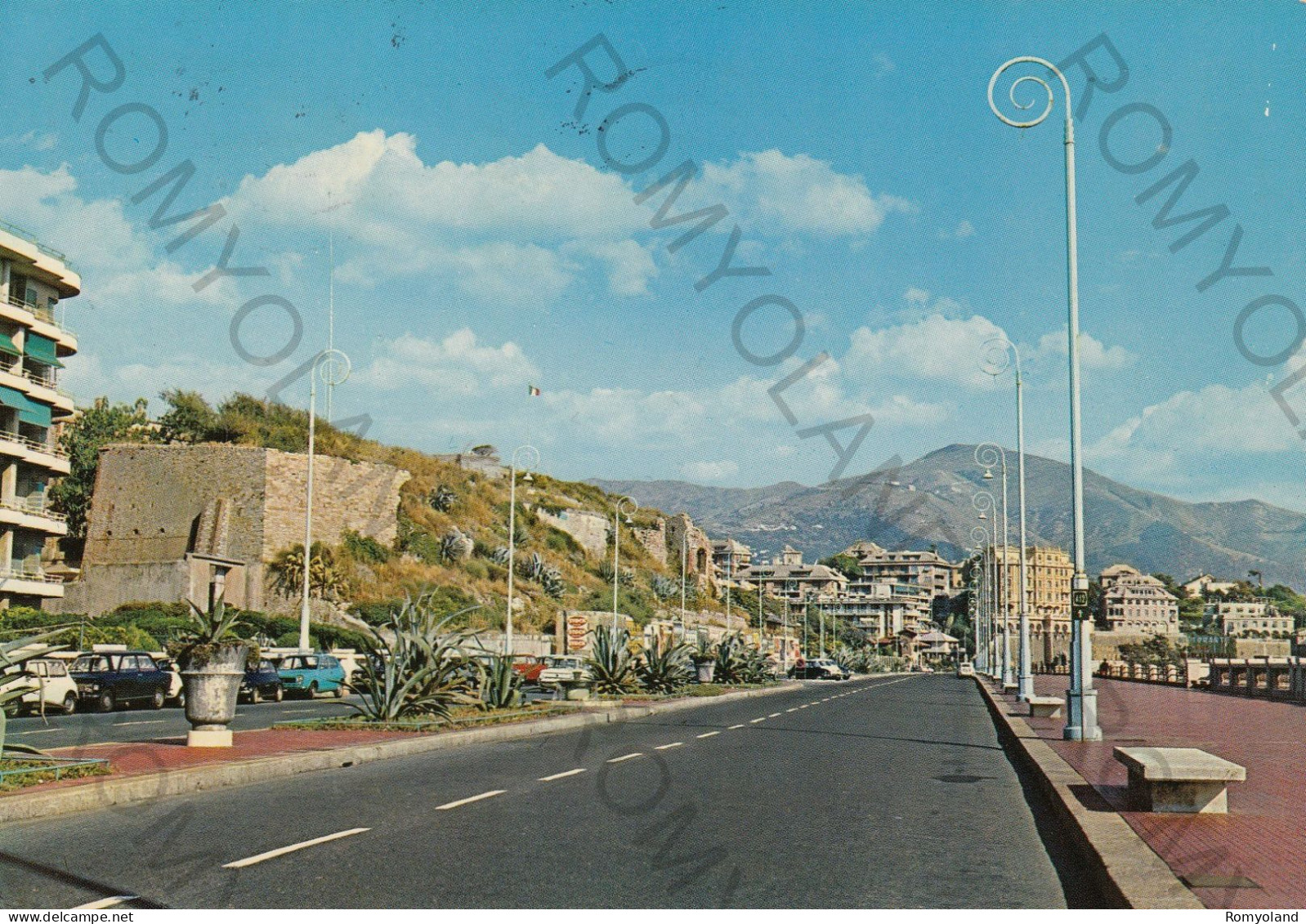 CARTOLINA  C12 GENOVA,LIGURIA-CORSO ITALIA-STORIA,MEMORIA,CULTURA,RELIGIONE,IMPERO ROMANO,BELLA ITALIA,VIAGGIATA 1974 - Genova