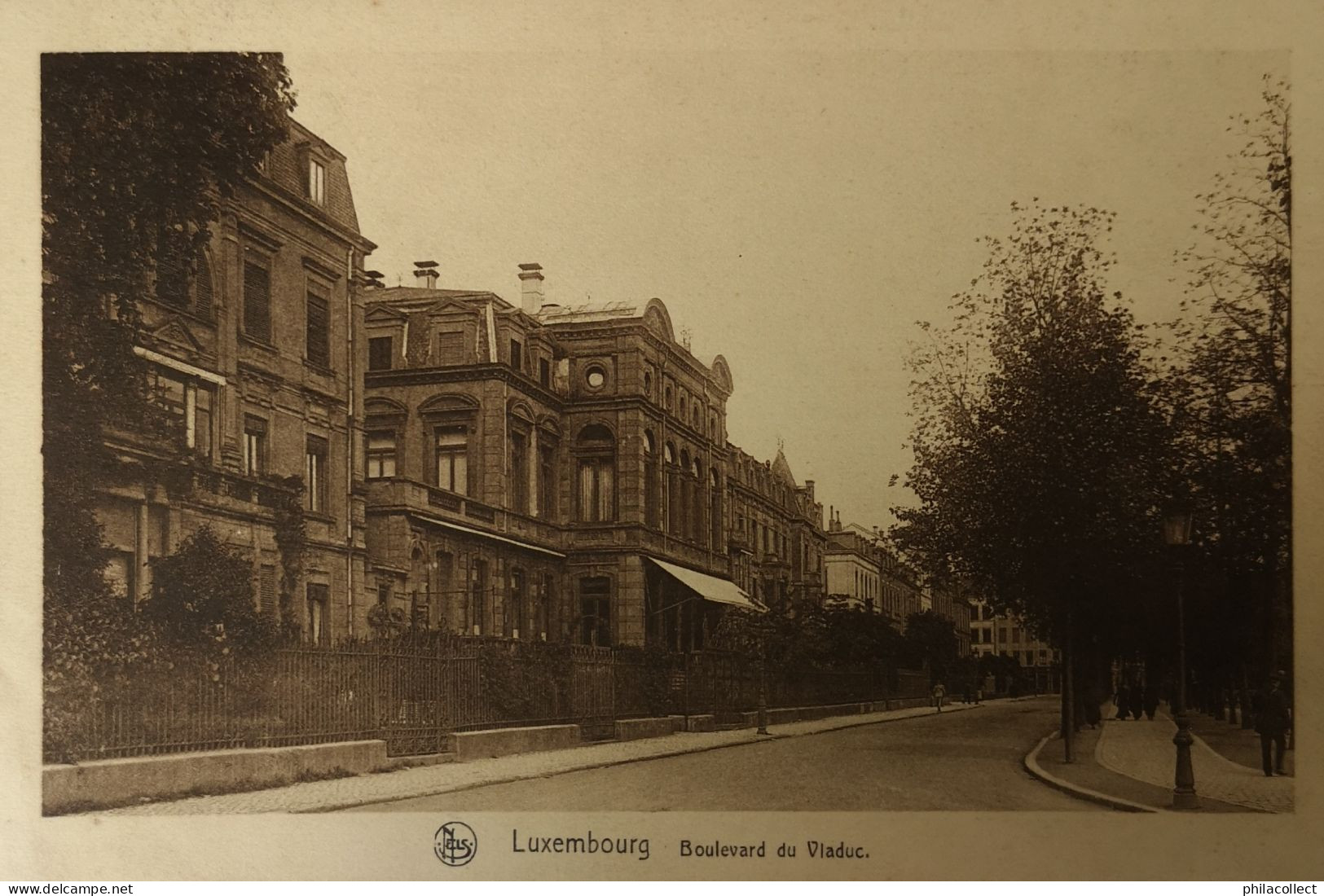 Luxembourg   (Luxembourg) Boulevard Du Viaduc 19?? - Luxemburg - Town