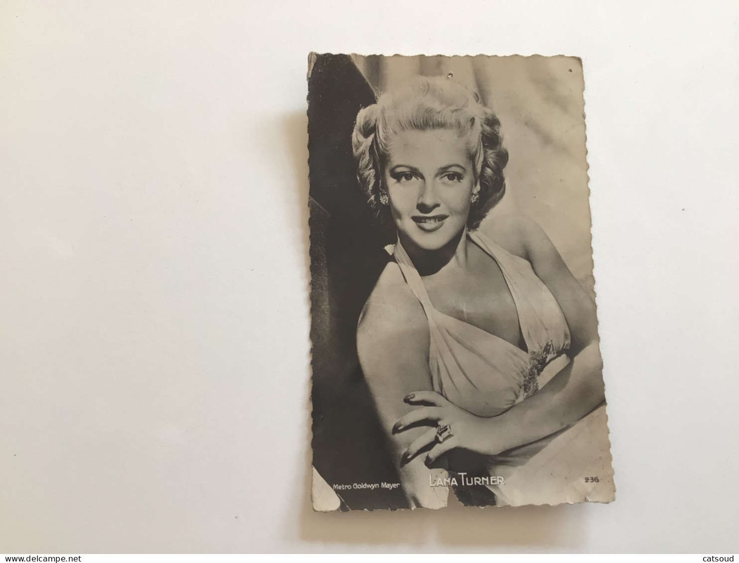 Carte Postale Ancienne Lana Turner (carte Abîmée) - Artiesten