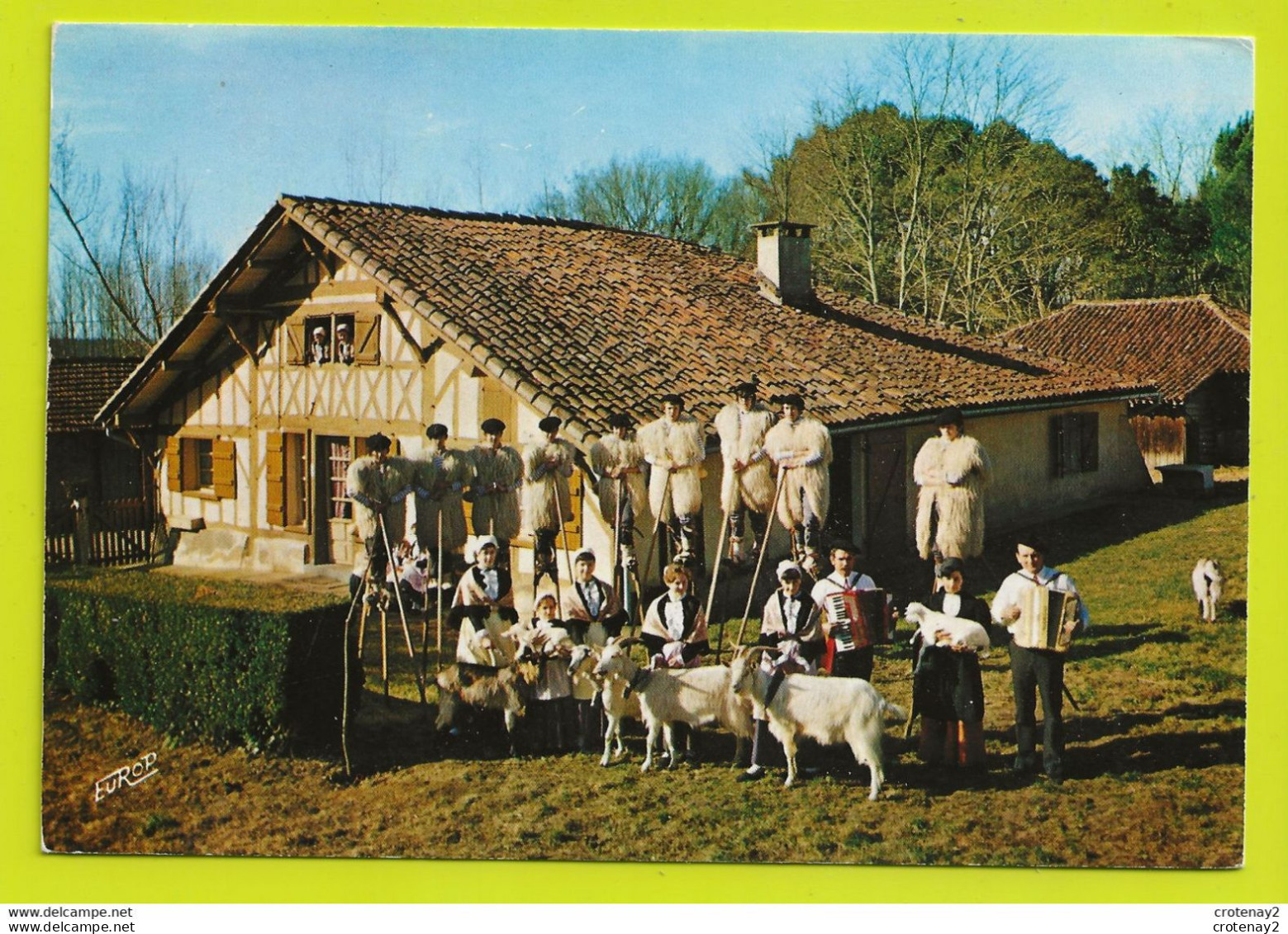 40 DAX N°2688 Groupe Folklorique LOUS GOUYATS De L'ADOU Echassiers Chèvres Accordéons Flamme De Peyrehorade En 1985 - Dax