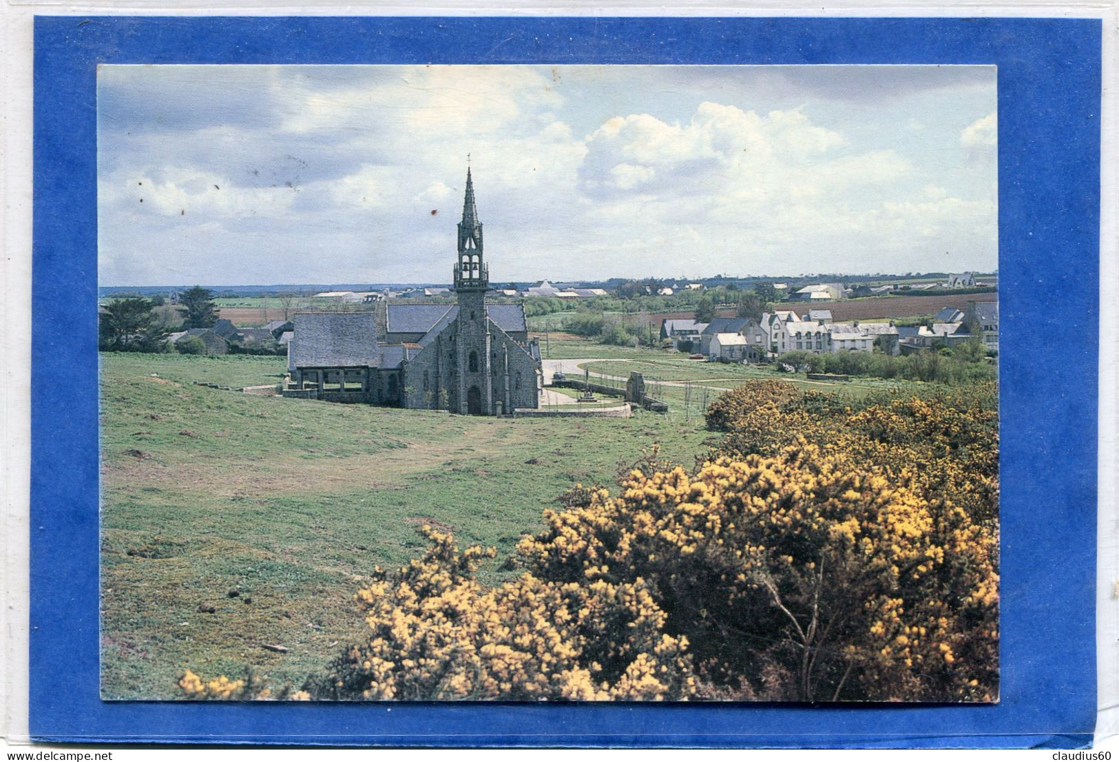 29  .PLONEVEZ - PORZAY  ,  La Chapelle De Sainte - Anne De La Palud  . - Plonévez-Porzay