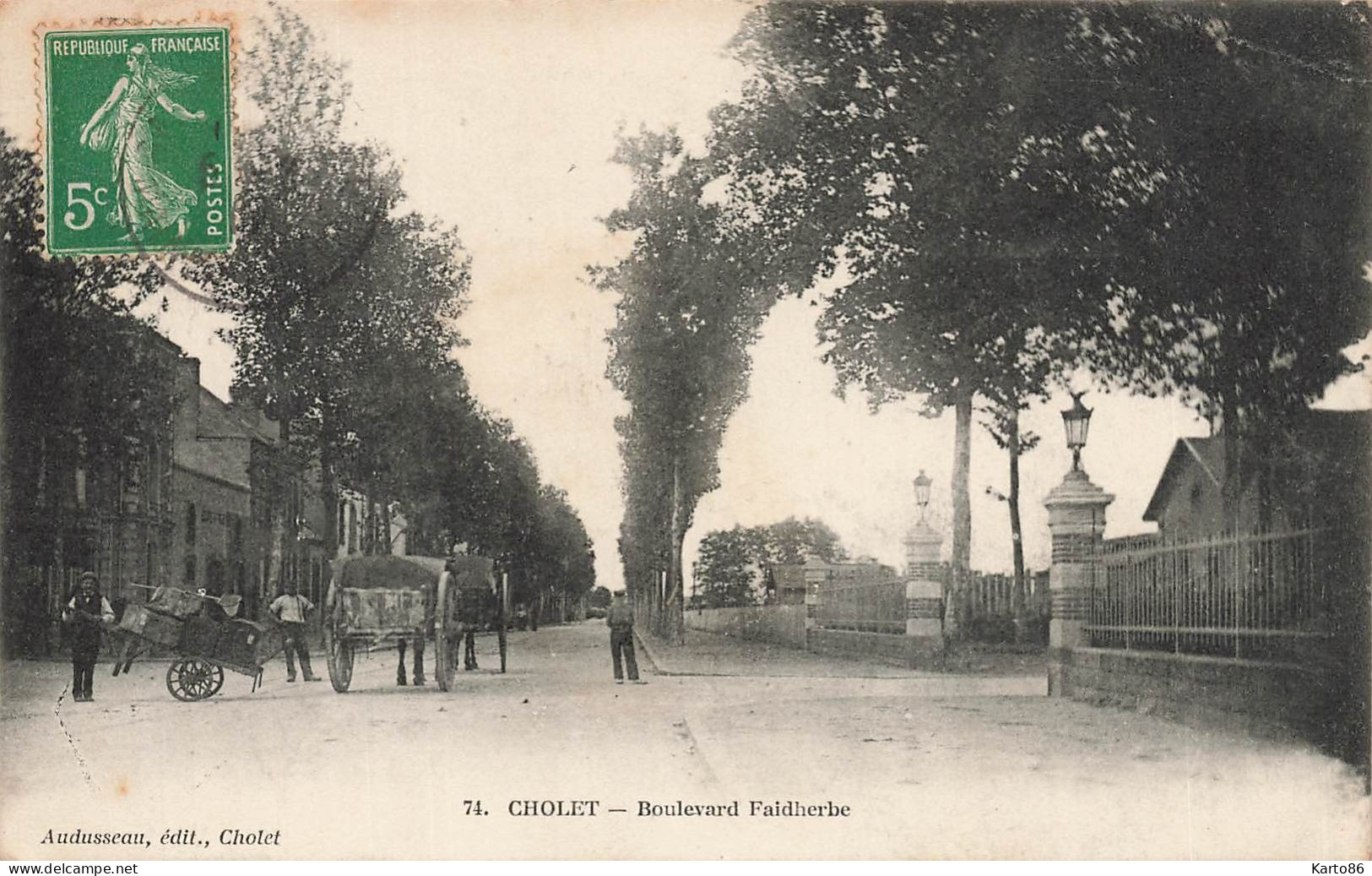 Cholet * Le Boulevard Faidherbe * Attelage - Cholet