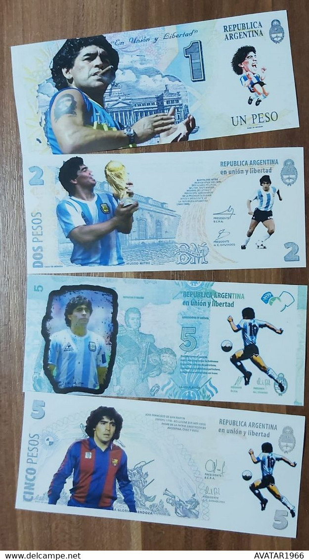 Fantasy- Diego-Maradona The Argentinian Soccer Legend Lot 13 Banknote Reproductions - Argentinien