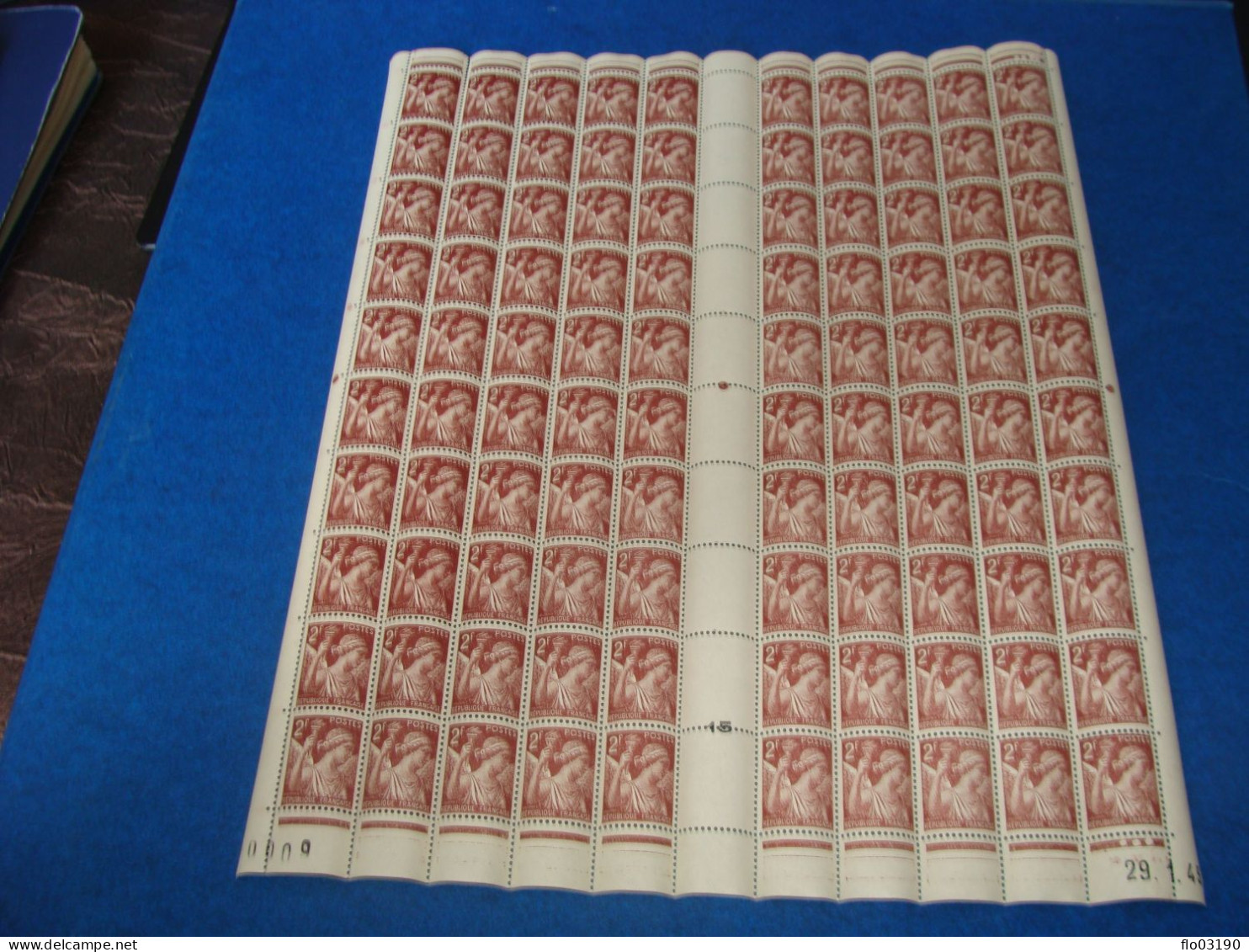 N° 653 En Feuille  De  100 Timbres Entières Neuves - Hojas Completas