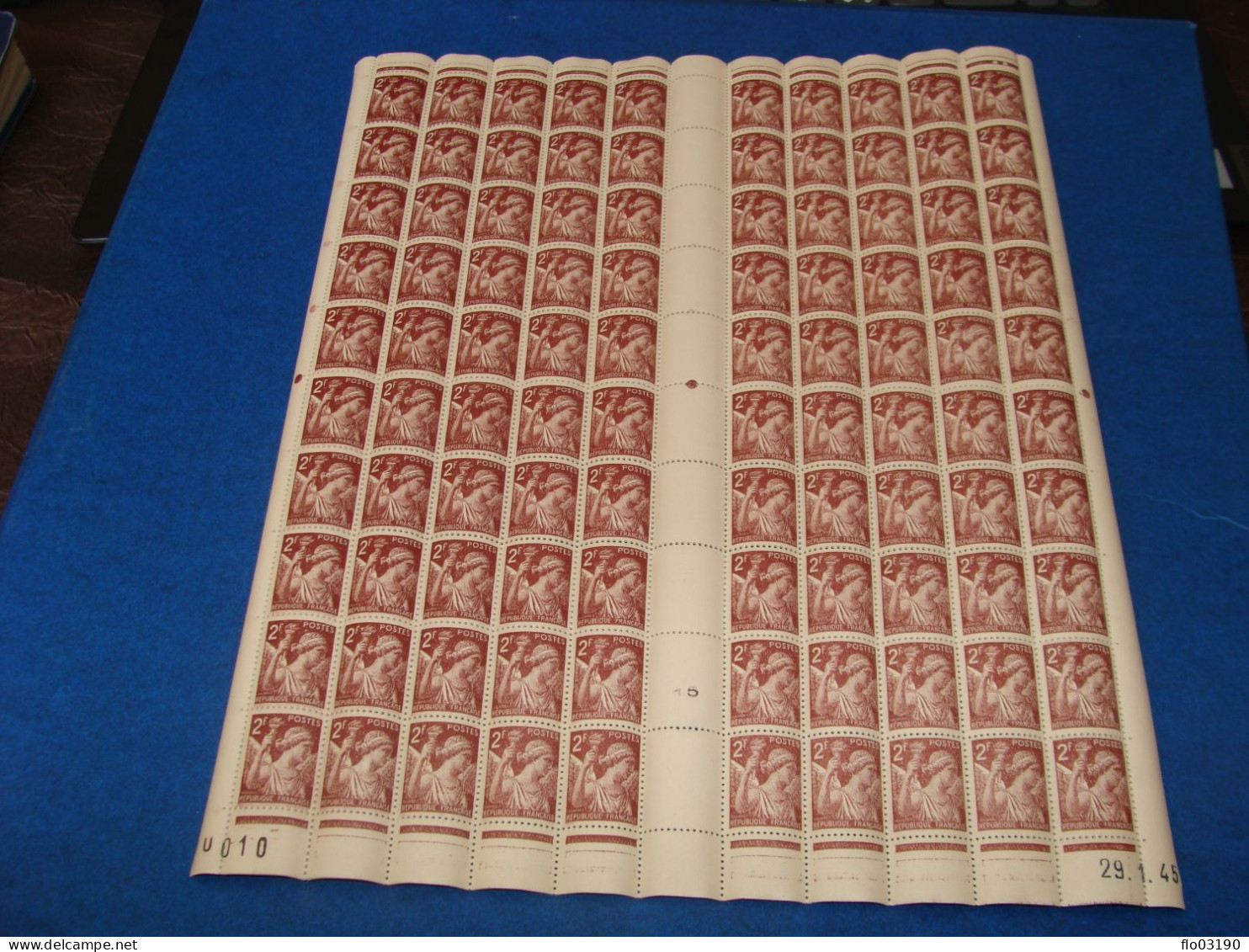 N° 653 En Feuille  De  100 Timbres Entières Neuves - Hojas Completas