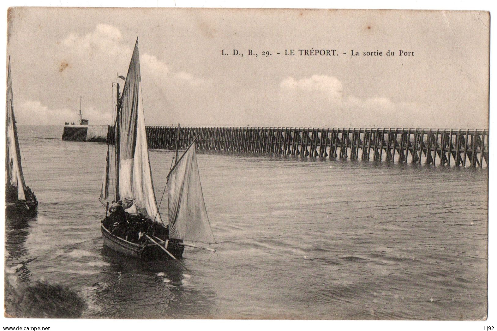 CPA 76 - LE TREPORT (Seine Maritime) - 29. La Sortie Du Port - L. D., B. - Le Treport