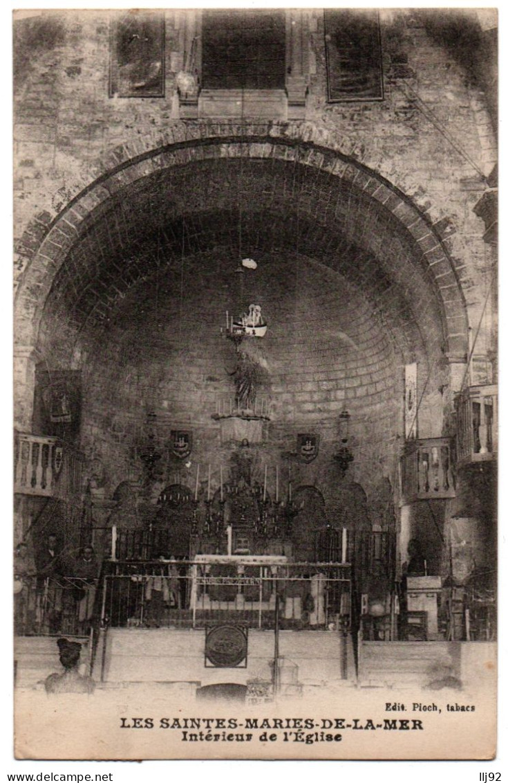 CPA 13 - Les SAINTES MARIES De La Mer (Bouches Du Rhône) - Intérieur De L'Eglise - Saintes Maries De La Mer