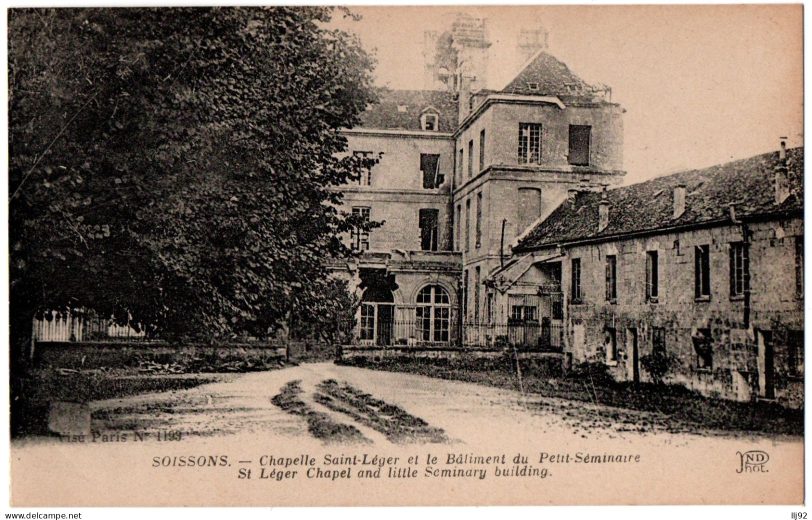 CPA 02 - SOISSONS (Aisne) - Chapelle Saint-Léger Et Bâtiment Du Petit-Séminaire - Soissons