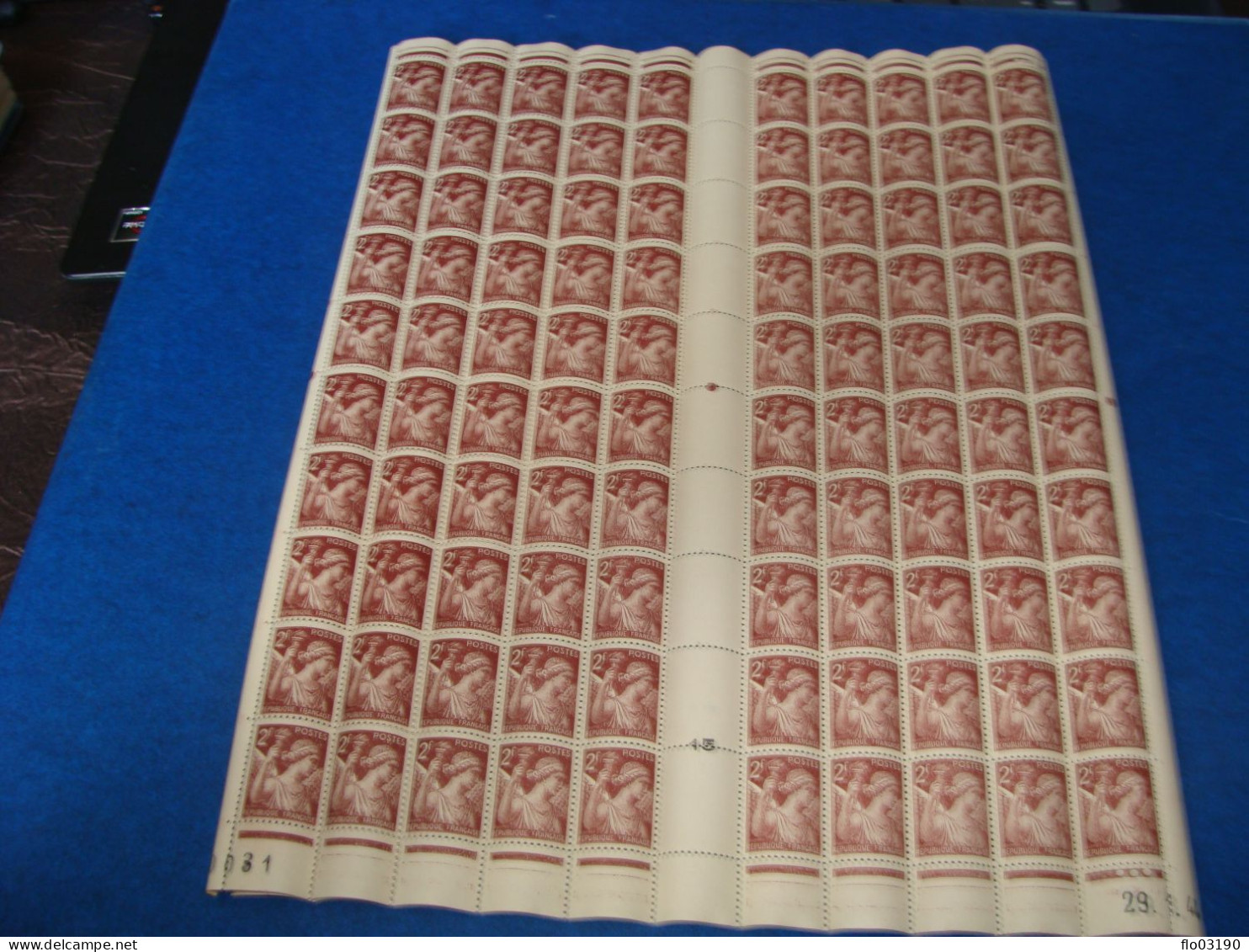 N° 653 En Feuille  De  100 Timbres Entières Neuves - Hojas Completas