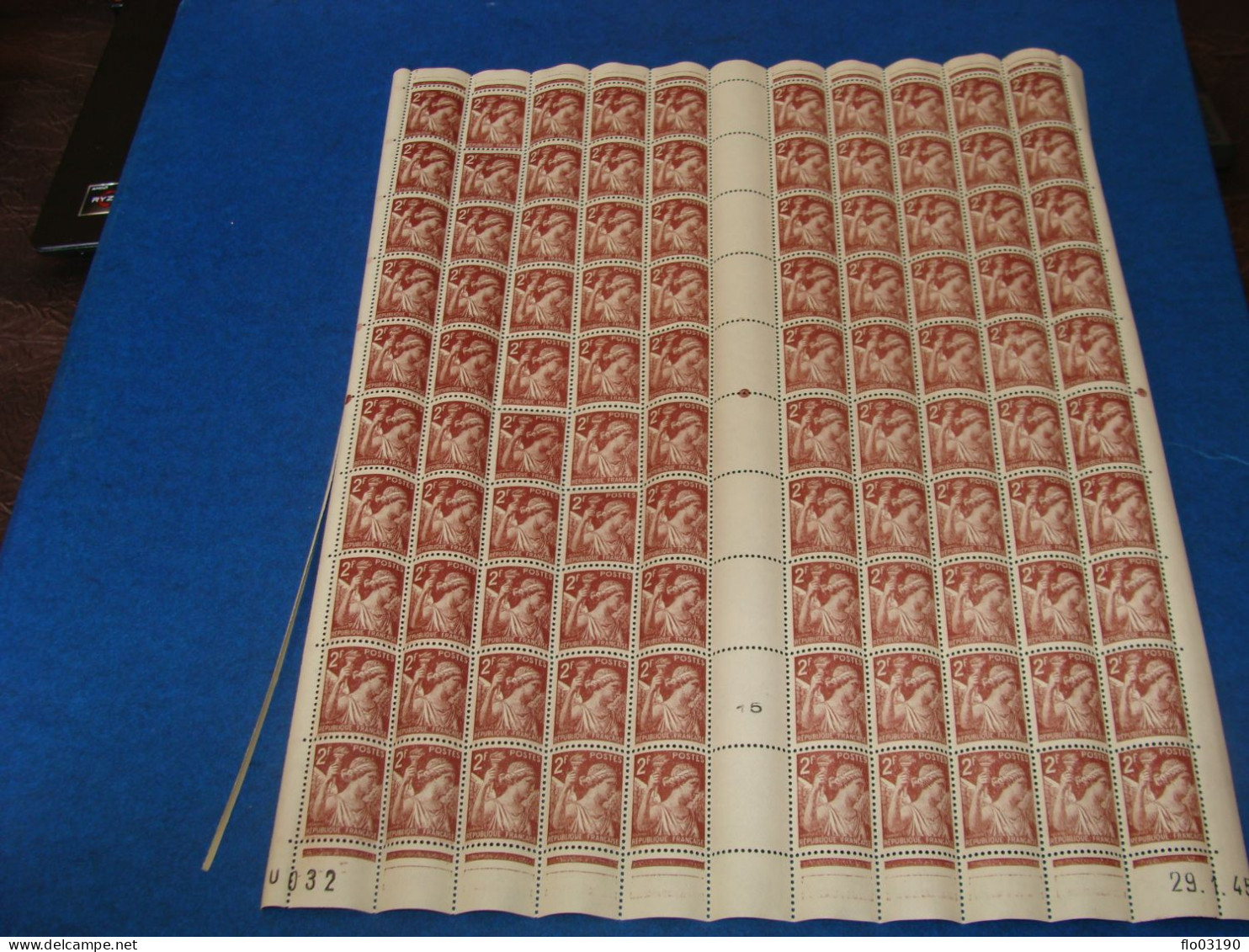 N° 653 En Feuille  De  100 Timbres Entières Neuves - Hojas Completas