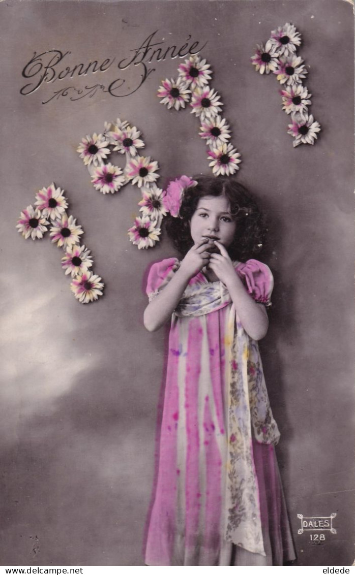 Petite Fille Bonne Année 1911 En Fleurs Paquerettes  Envoi Coladant Marcilly En Villette Loiret - Autres & Non Classés