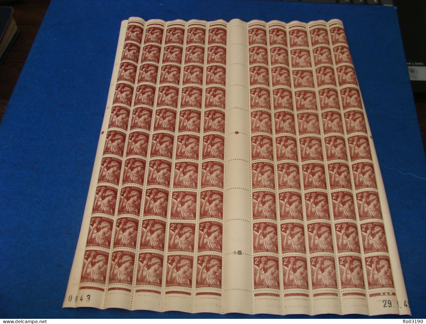 N° 653 En Feuille  De  100 Timbres Entières Neuves - Hojas Completas