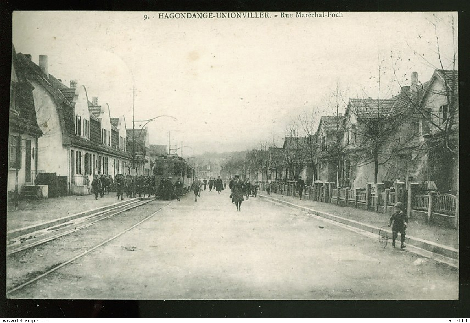 57 - B2281CPA - HAGONDANGE - MUJONVILLER - Rue Du Maréchal FOCH (arrêt Du Tramway) - Très Bon état - MOSELLE - Hagondange