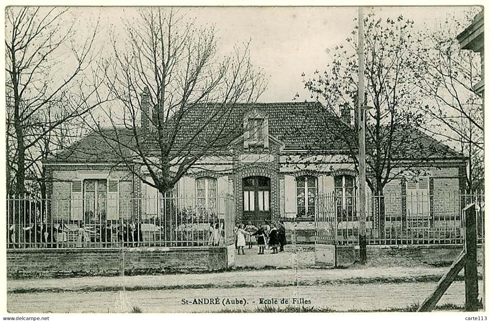 10 - B10018CPA - SAINT ANDRE - Ecole Des Filles - Parfait état - AUBE - Other & Unclassified