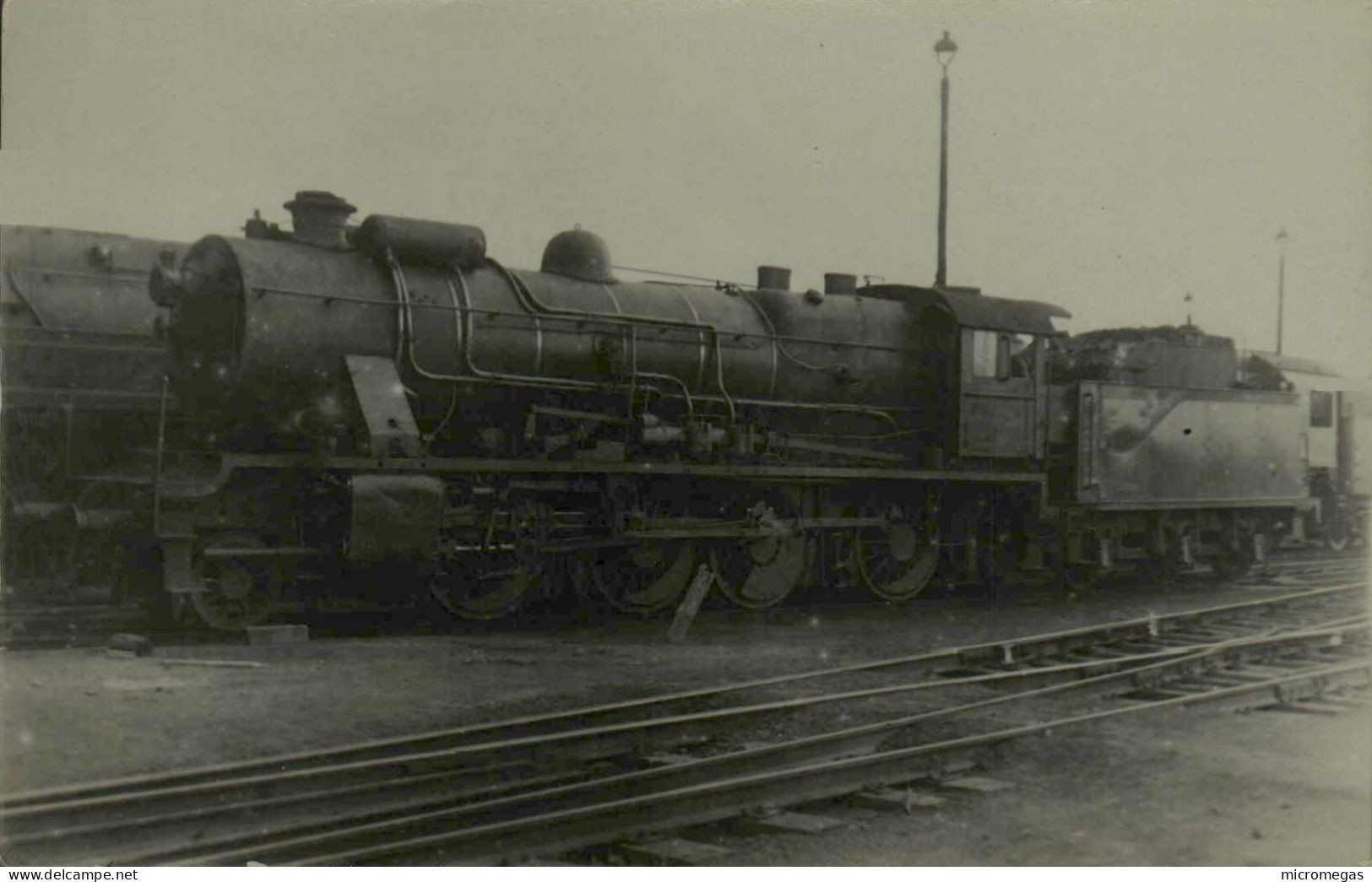 Locomotive à Identifier - Photo L. Hermann - Trains