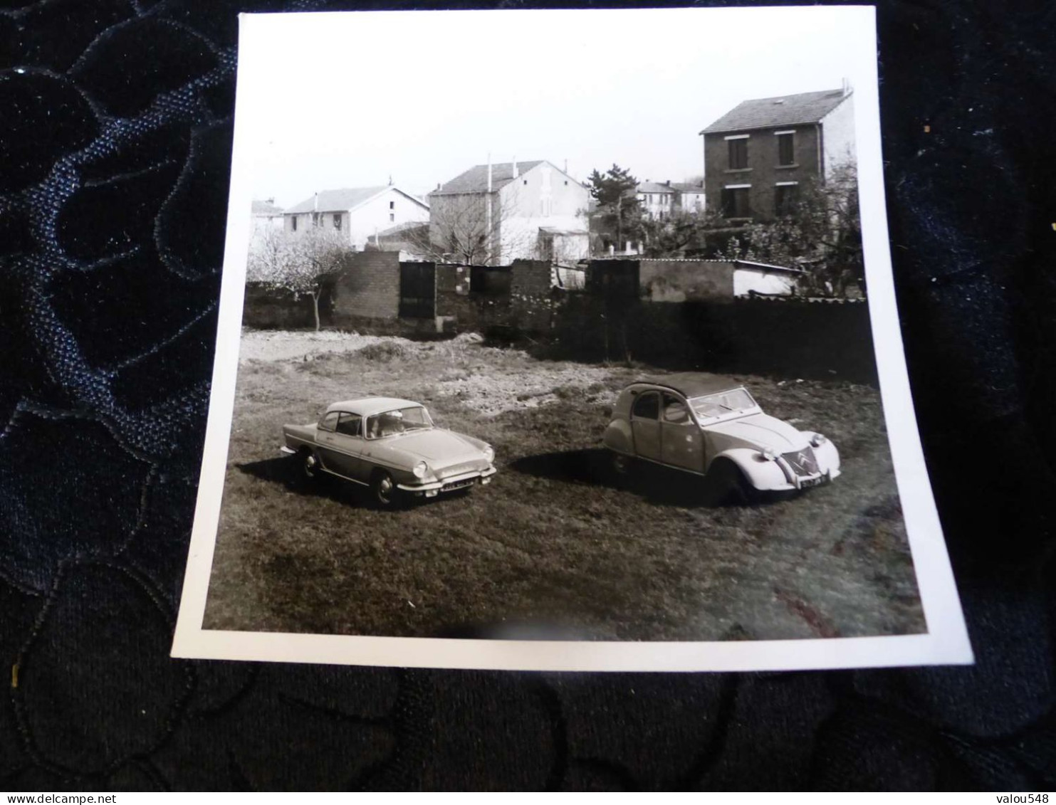 P-554 - Photo, Automobile, Une Renault Floride Et Une Citroën 2CV, Circa 1965 - Coches