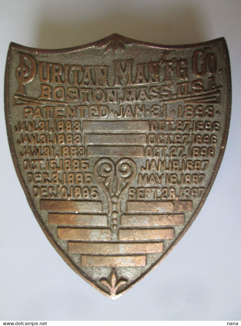 Puritan Man'f'g Co.Boston Industrial Sewing Machine Metal Emblem 1897,size=94 X 83 Mm,weight=85 Grams - Other & Unclassified