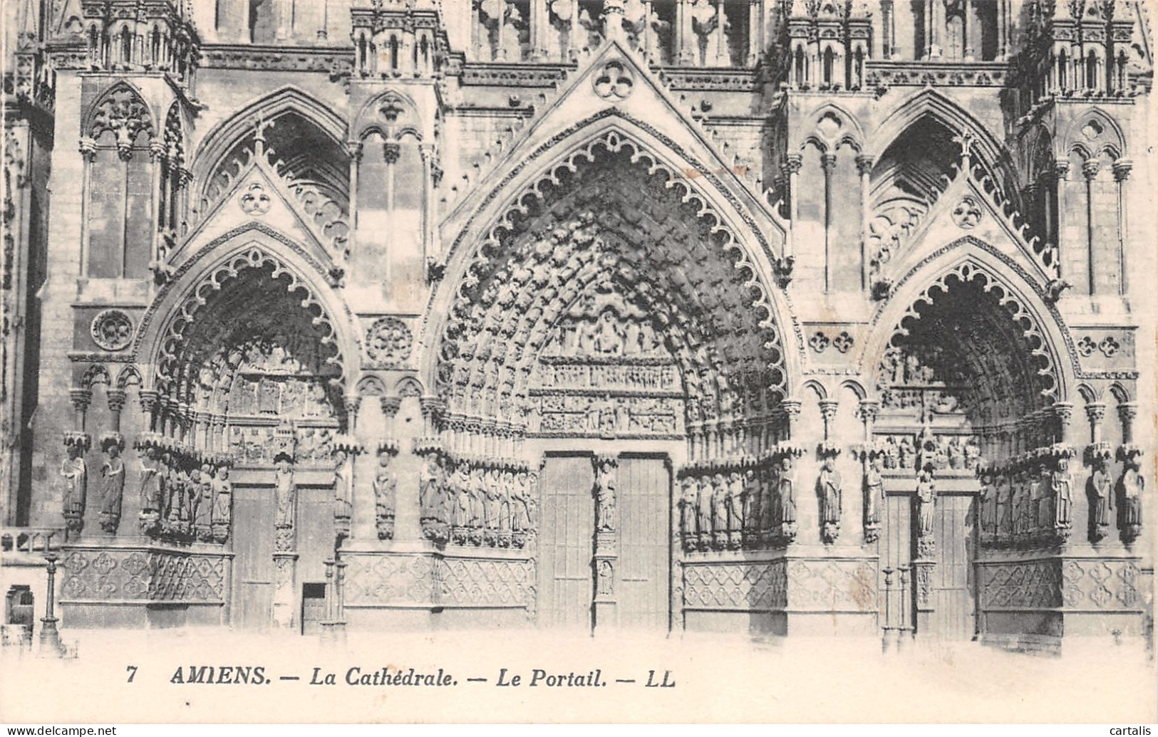 80-AMIENS-N°3812-E/0105 - Amiens