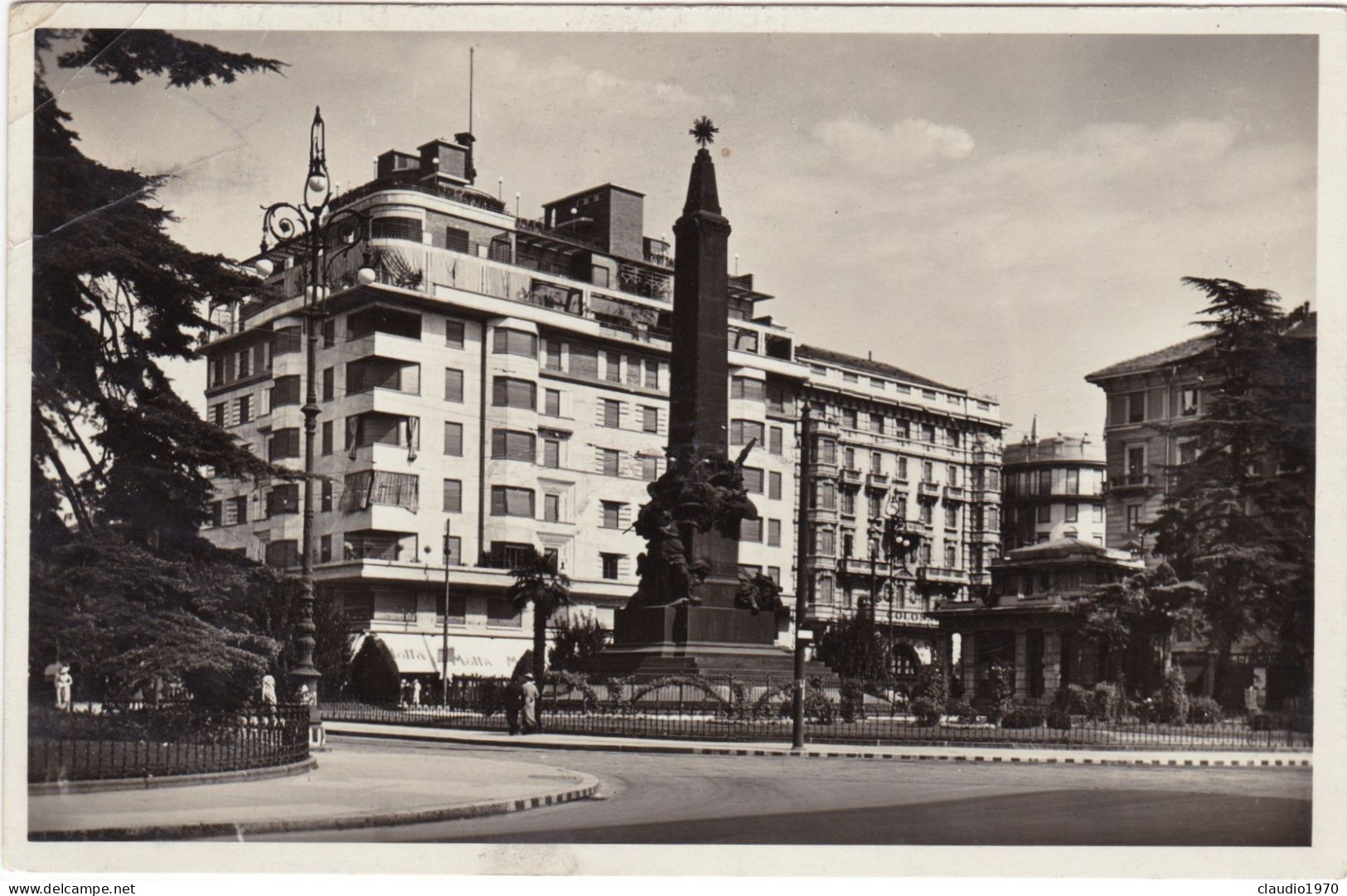 MILANO - CARTOLINA  - VIAGGIATA  PER PALASCO (COMO) - 1942 - Milano (Mailand)