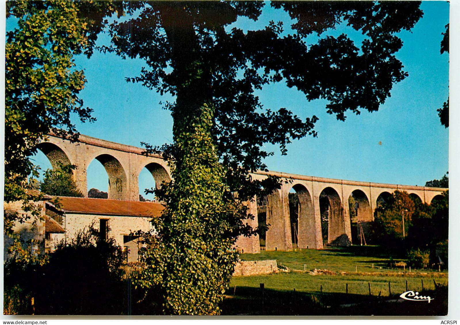 SAINT LEONARD DE NOBLAT Vue Sur Le Viaduc De St Leonard RR 1215 - Saint Leonard De Noblat