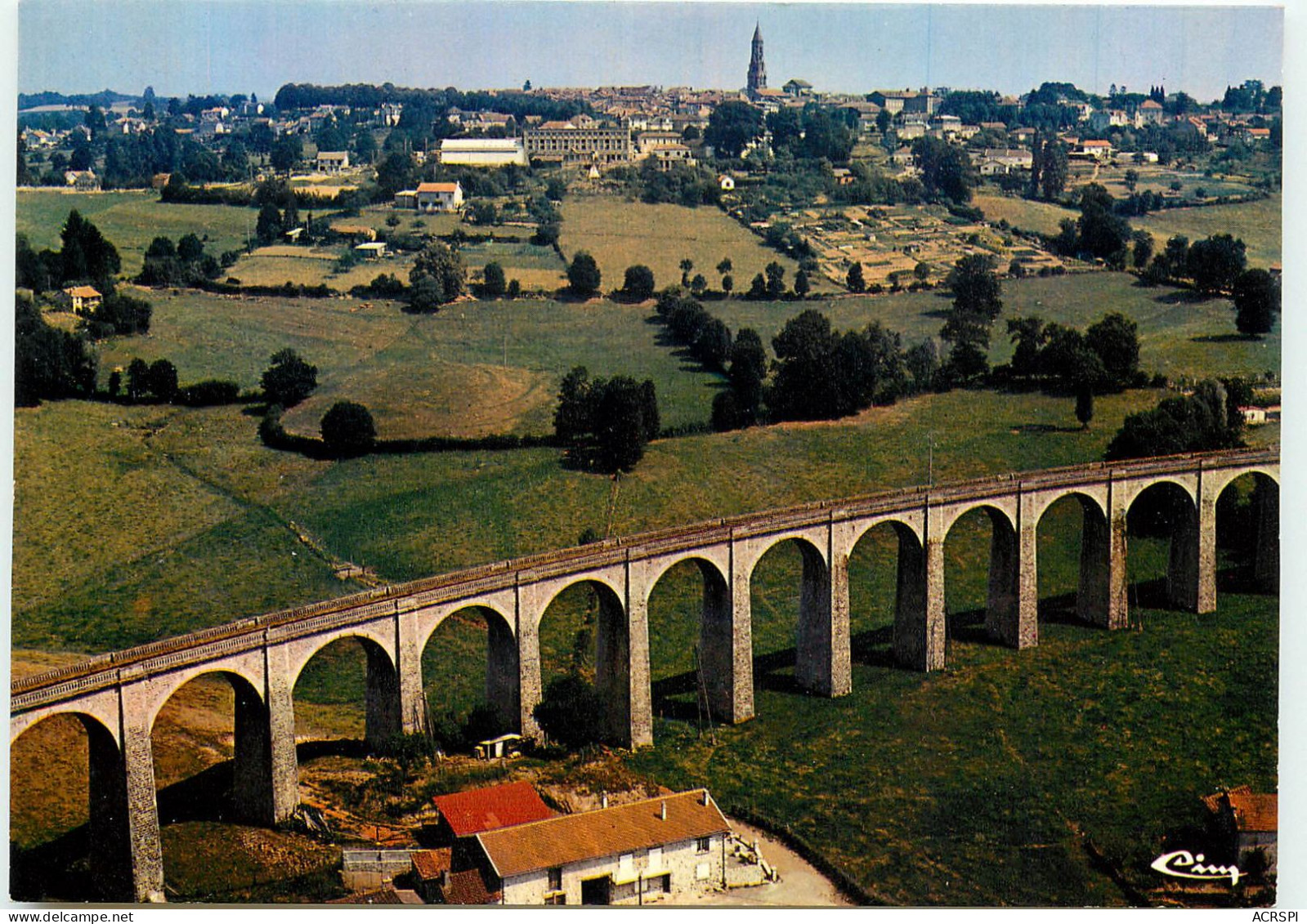 SAINT LEONARD DE NOBLAT  Vue Générale Aerienne Le Viaduc RR 1215 - Saint Leonard De Noblat