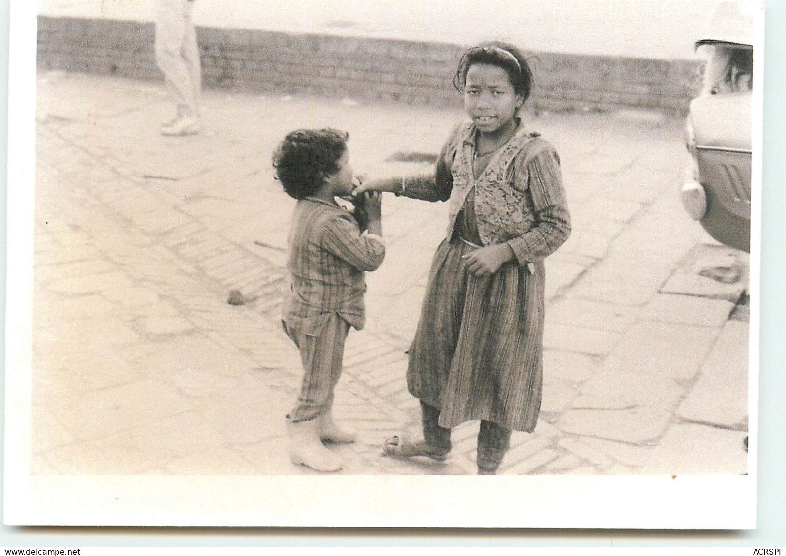 NEPAL  Child From Kakani  RR 1265 - Népal