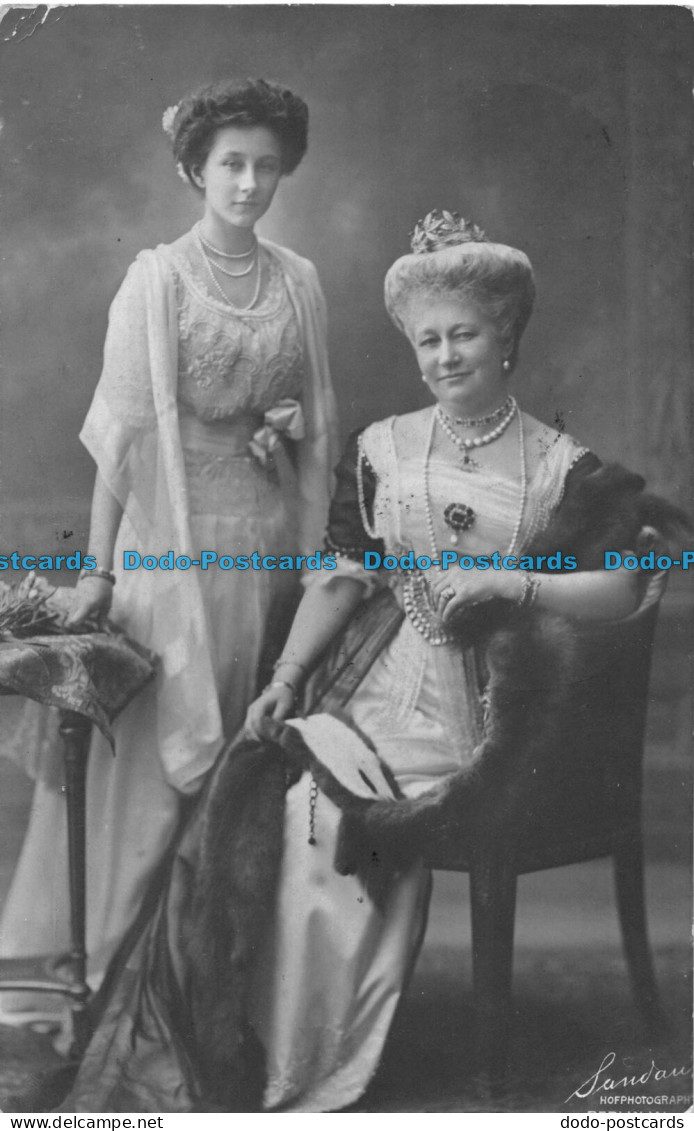 R077389 Wohlfahrts Postkarte. Two Women. 1910. Des Vereins Fur Wohlfahrtsmarken - World