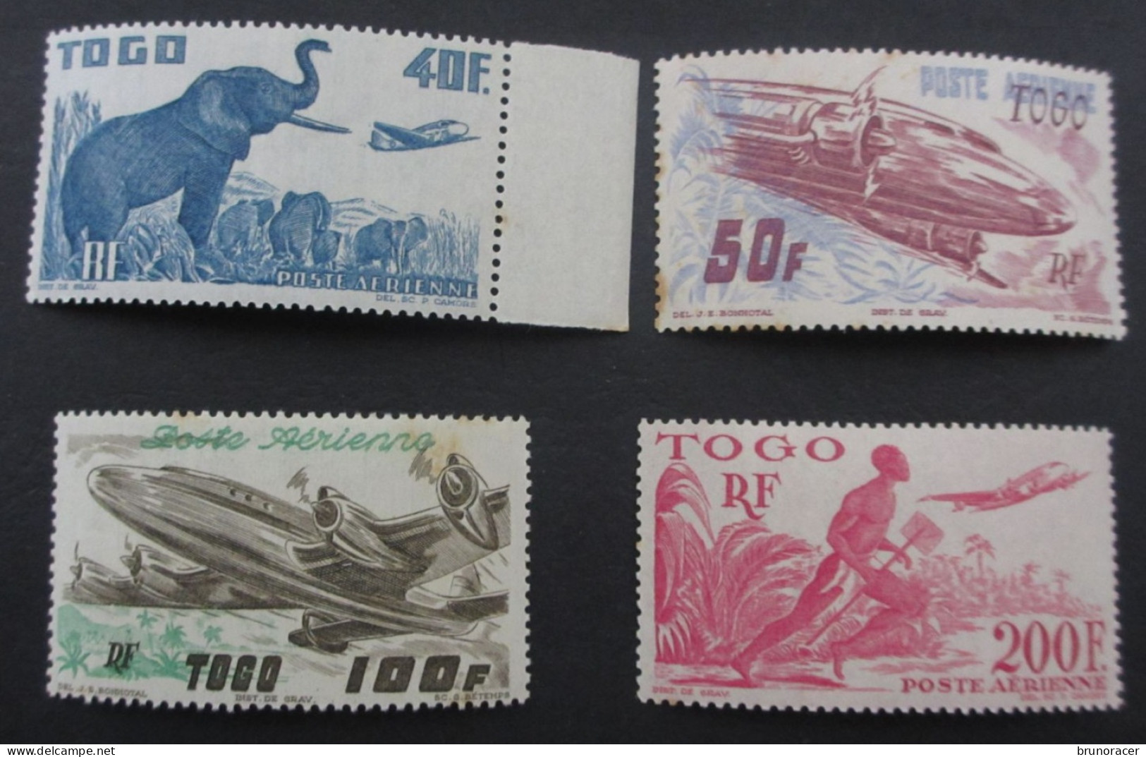 TOGO POSTE AERIENNE N°17 à 20 NEUF** POINTS D'OXYDATION COTE 46 EUROS  VOIR SCANS - Unused Stamps
