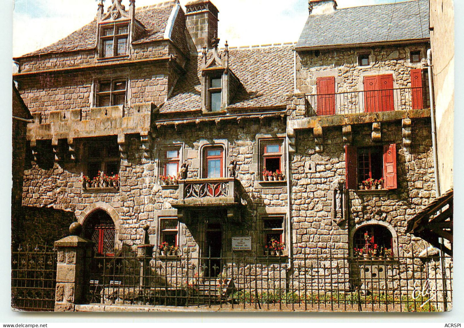 église Le Manoir Sainte Marie Des Remparts  SS 1348 - Besse Et Saint Anastaise