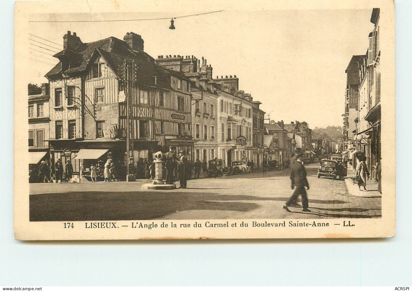 LISIEUX L'angle De La Rue Du Carmel Et St Anne SS 1344 - Lisieux