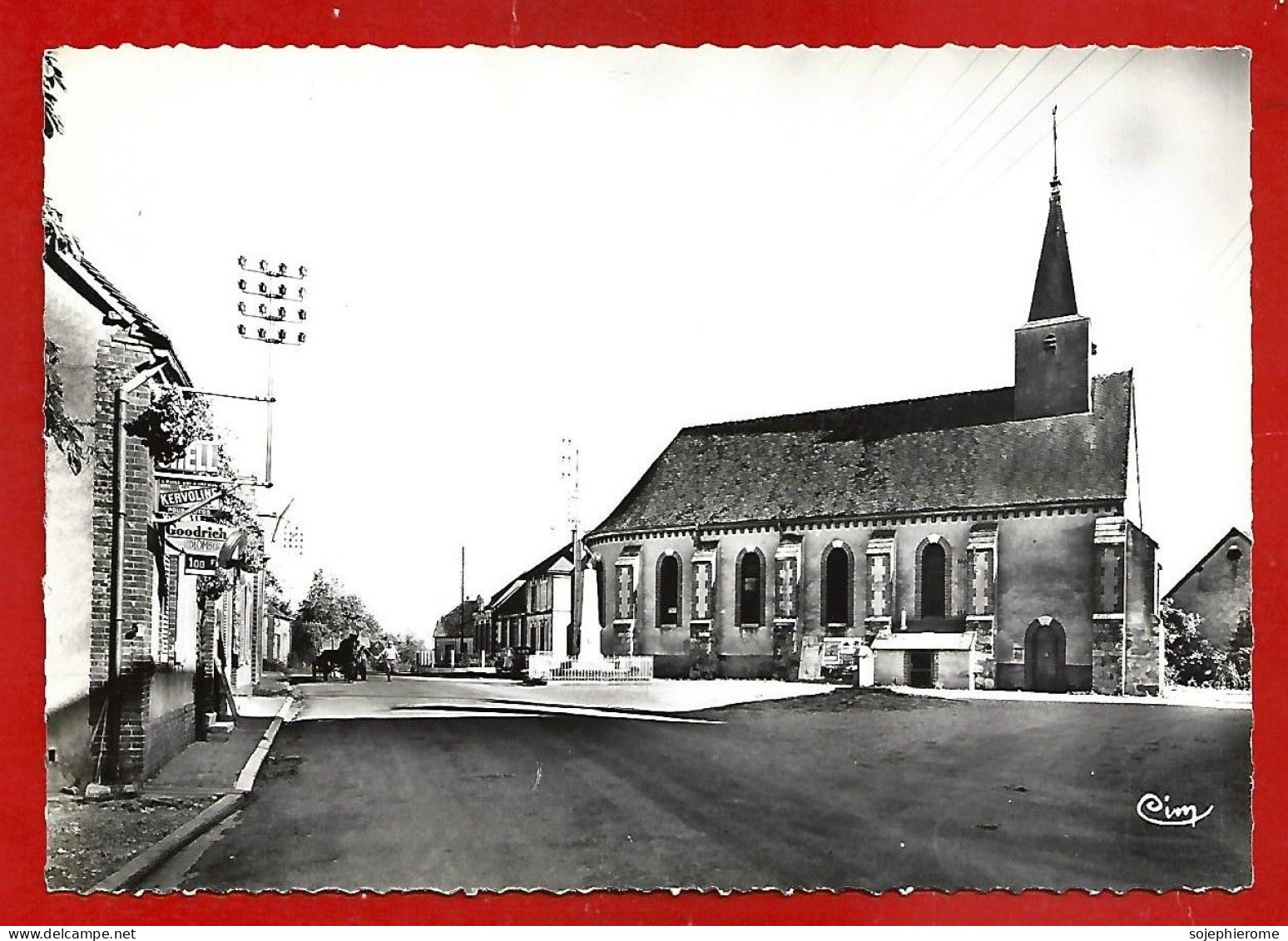 Marchais-Béton (89) La Place 2scans - Andere & Zonder Classificatie