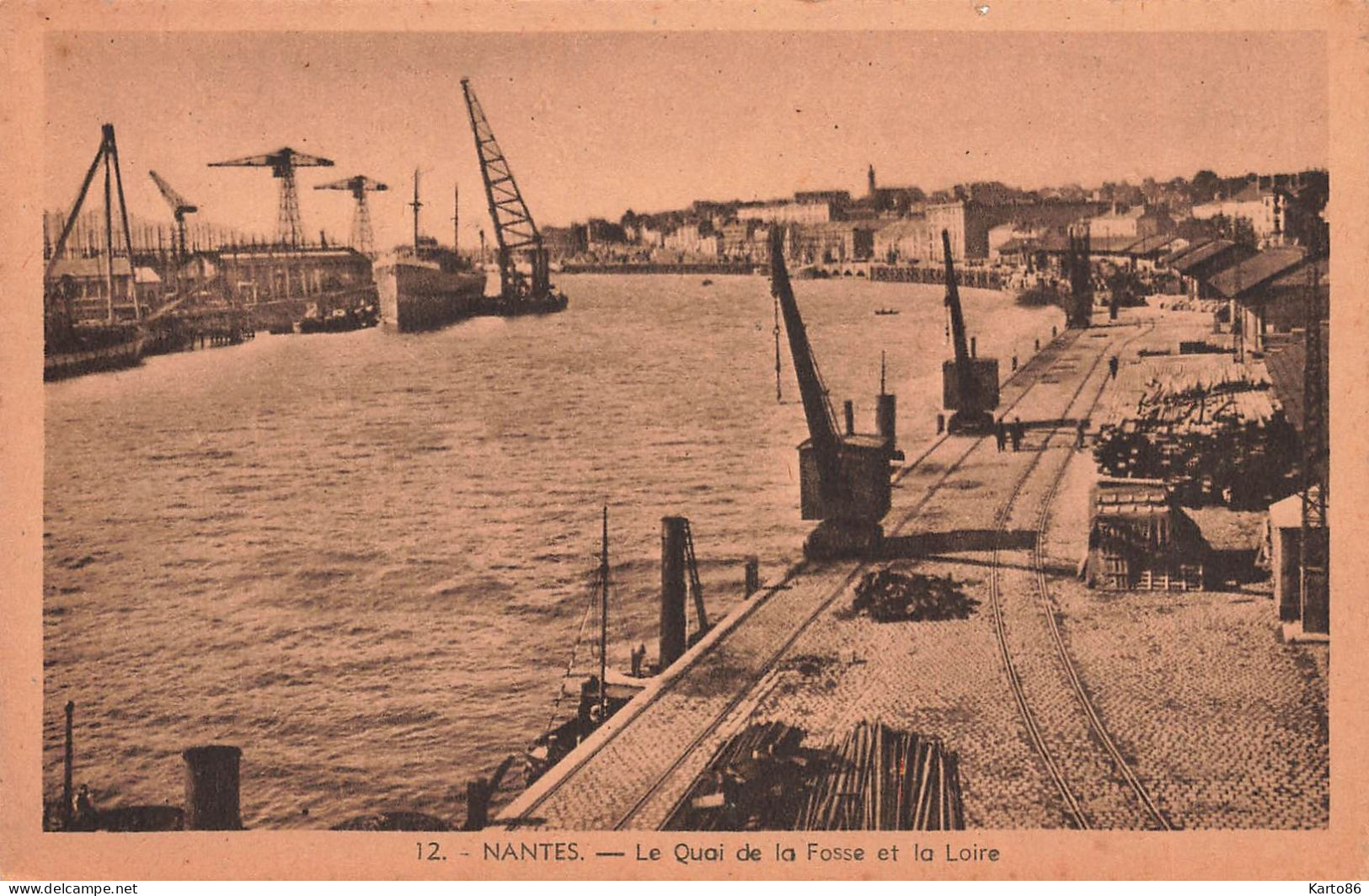 Nantes * Le Quai De La Fosse Et La Loire * Grues Docks - Nantes