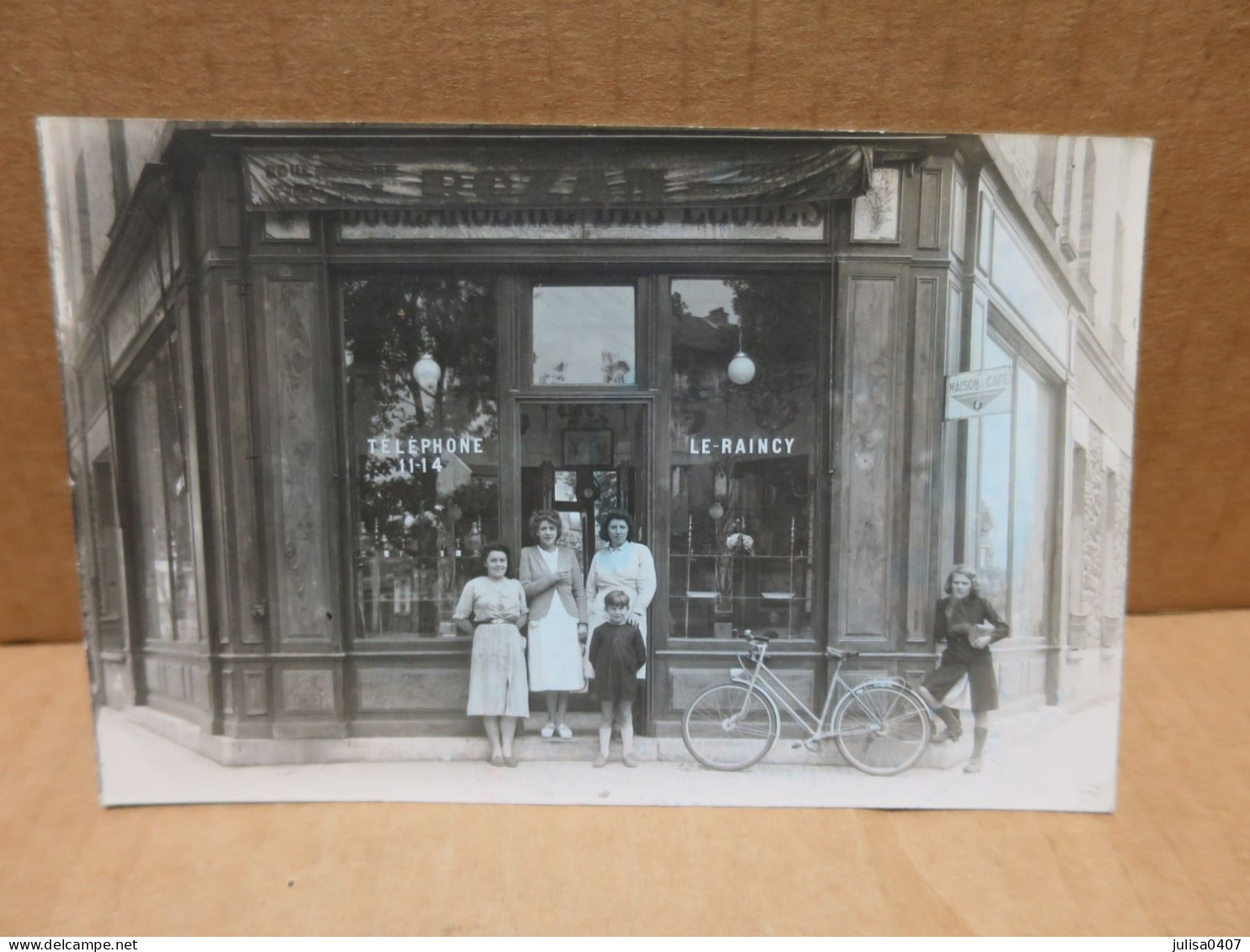 LIVRY GARGAN (93) Carte Photo Devanture Boulangerie Des écoles Angle Rue Nationale Avenue Gutemberg - Livry Gargan