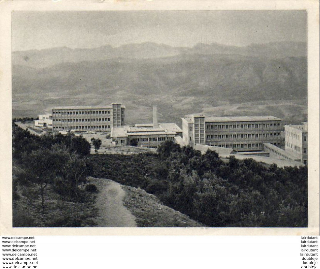 ALGERIE  TIZI OUZOU  Le Sanatorium  ..... ( Ref FA1373 ) - Tizi Ouzou