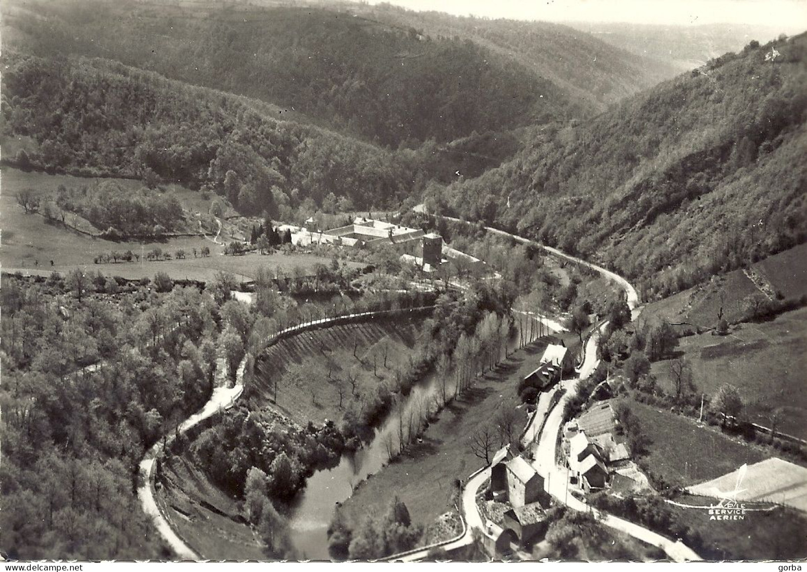 *CPSM  - 12 - COMPS LA GRAND VILLE - Abbaye N.D. De Bonnecombe - Vue D'avion - Vallée Du Viaur, Le Village, L'abbaye - Autres & Non Classés