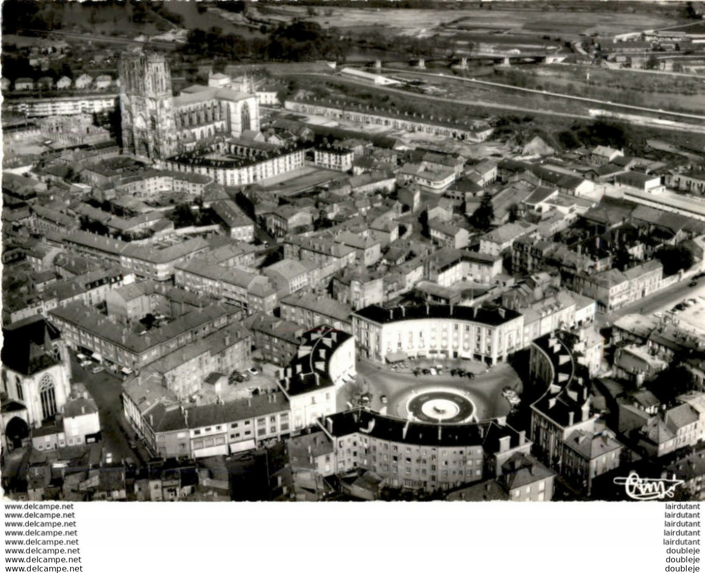 D54  TOUL  Vue Générale  ..... - Toul