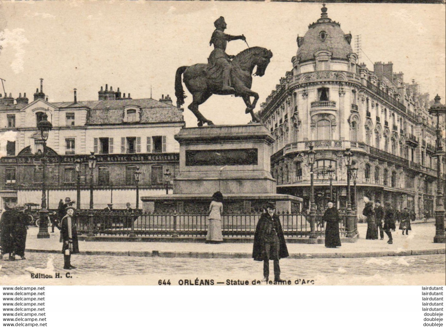 D45  ORLEANS  Statue De Jeanne D' Arc  ..... - Orleans